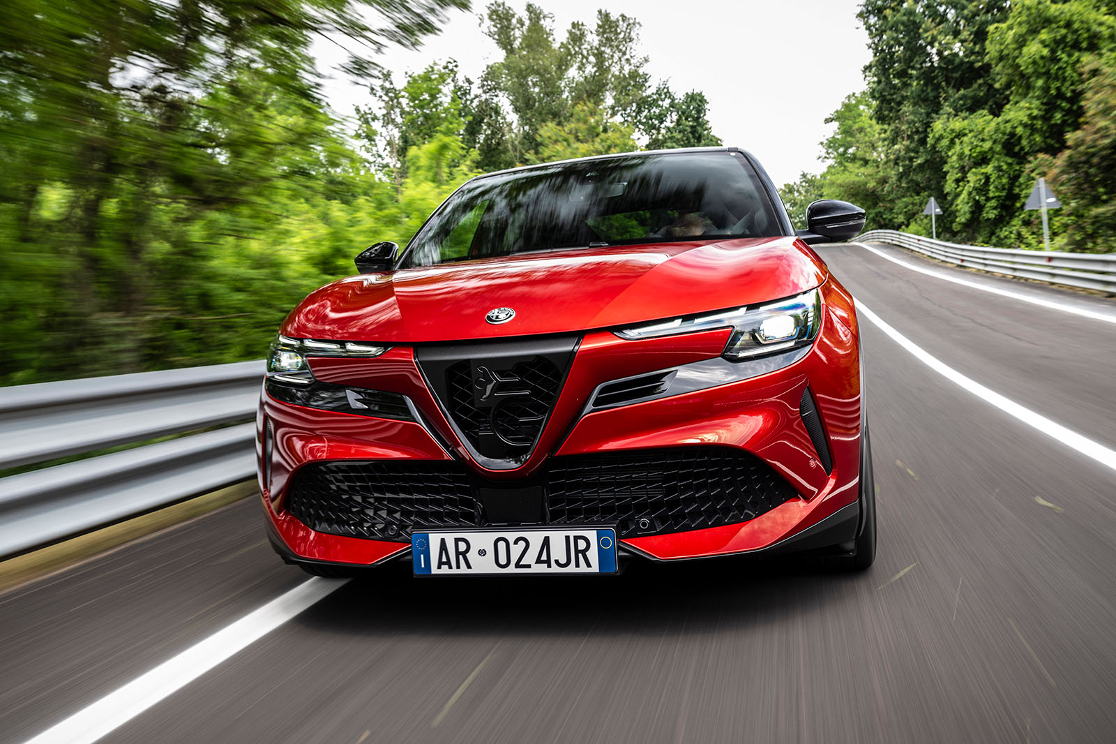 alfa romeo junior veloce review 2024 02 front tracking