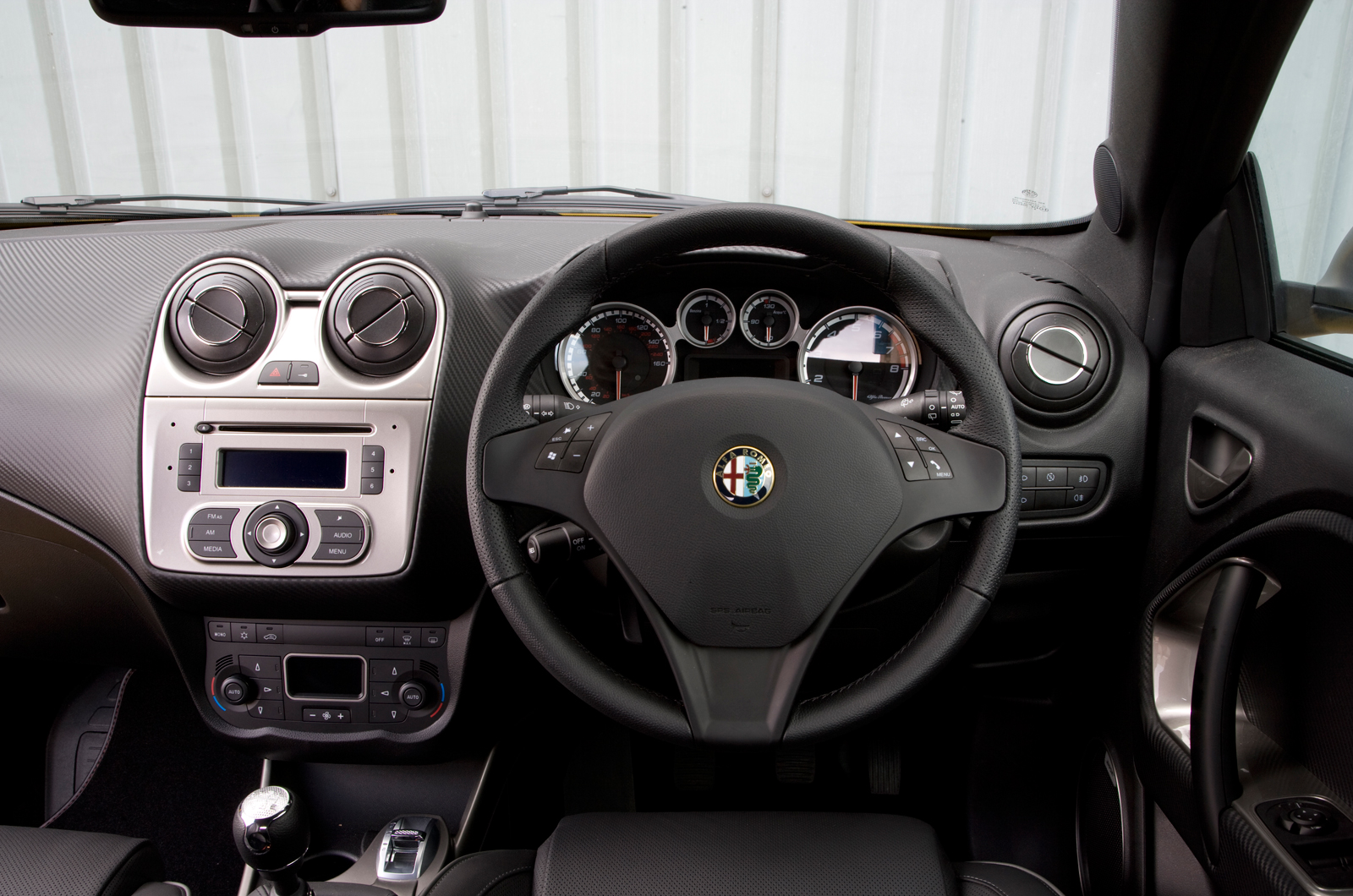 Alfa Romeo Mito Cloverleaf 10 11 Interior Autocar
