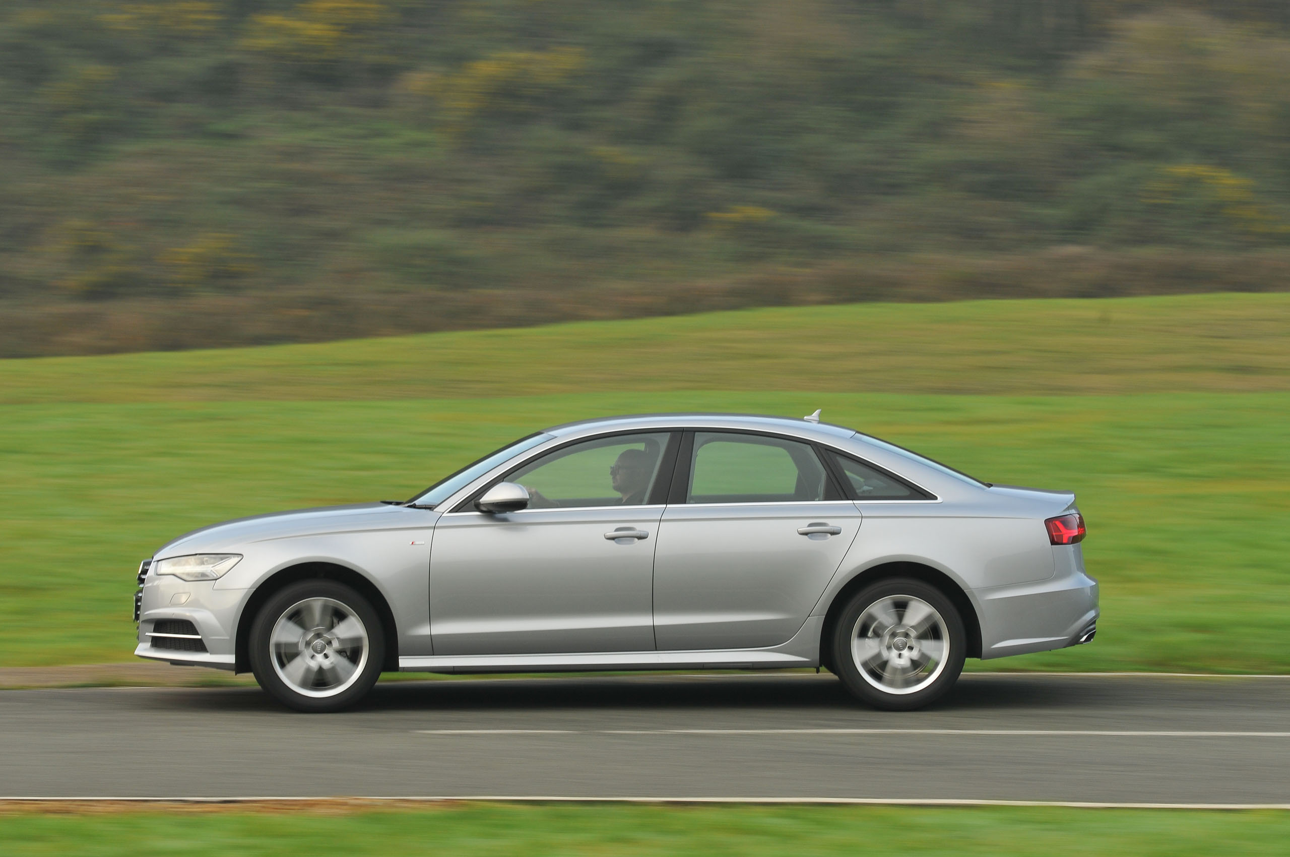 Audi A6 C7 Avant 3.0 TDI Biturbo (2011-2018) review - price, specs