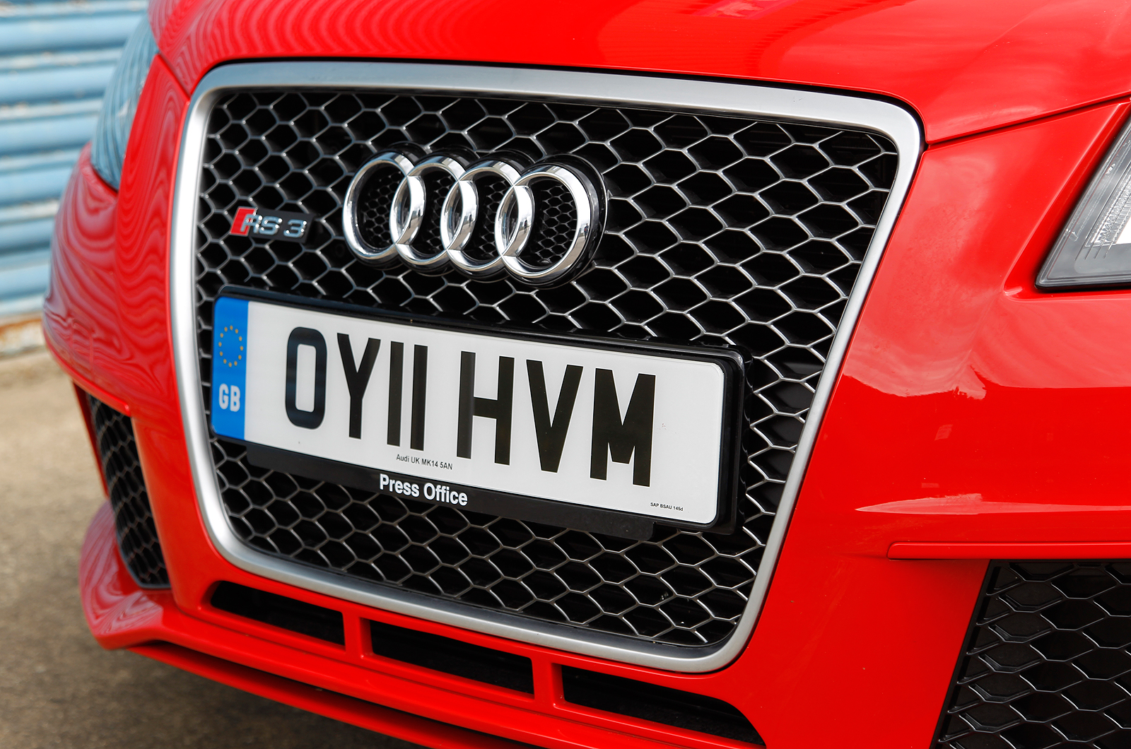 Audi RS3 grille