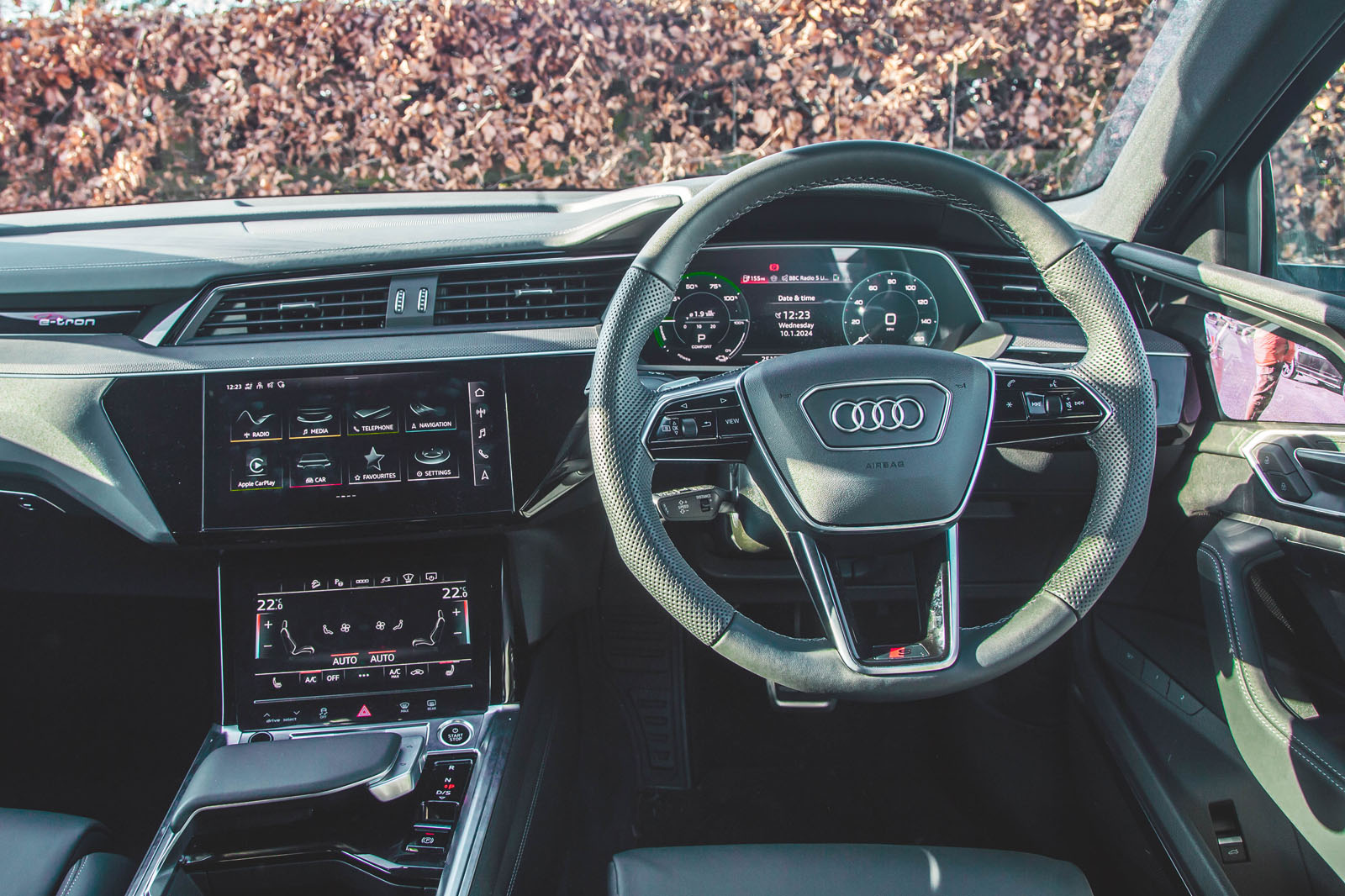 Audi SQ8 Q8 etron 2025 Review dash 47 Audi SQ8 Q8 etron 2025 Review dash 47