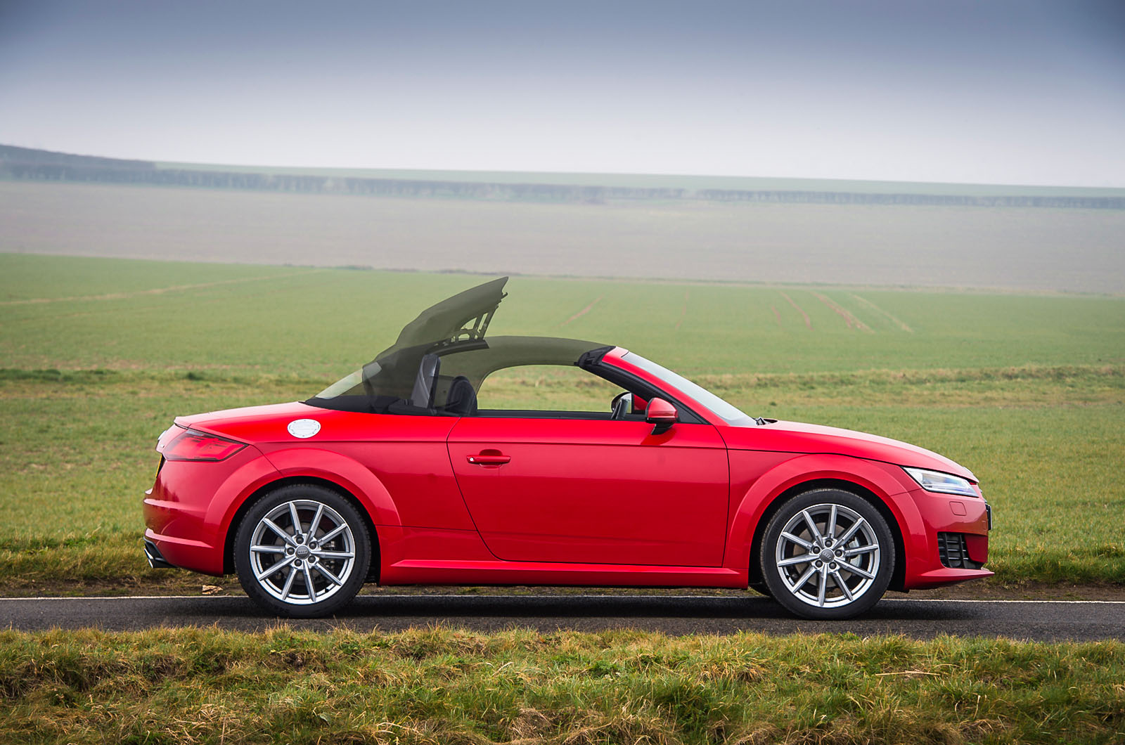 Audi TT Roadster is 90kg heavier