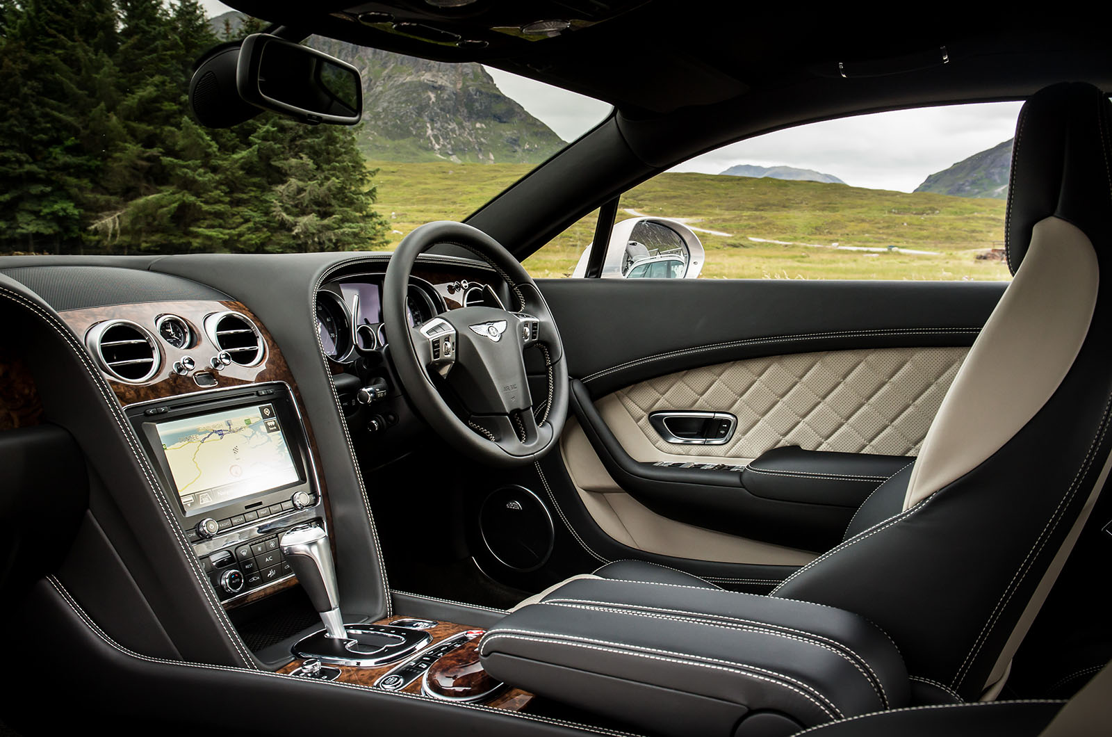 Bentley Continental GT interior