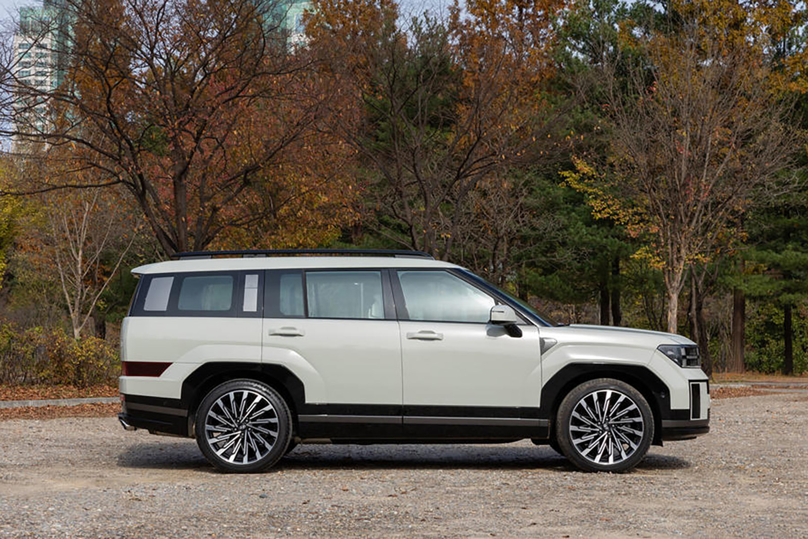 Family Cars That Make Road Trips a Breeze