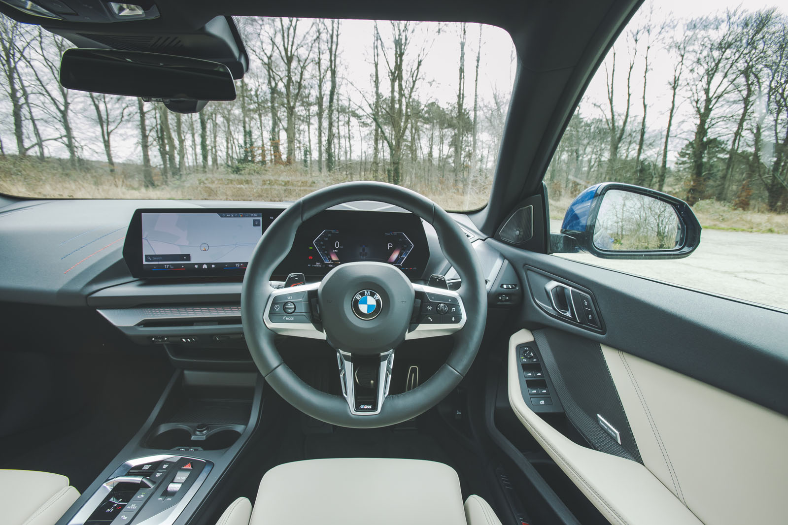 bmw 220 gran coupe 2025 Review dash 25