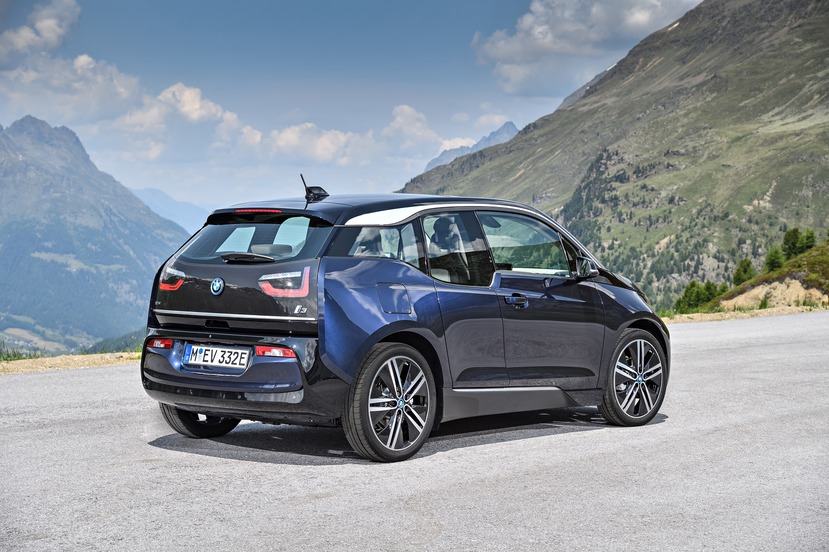 BMW i3 rear quarter