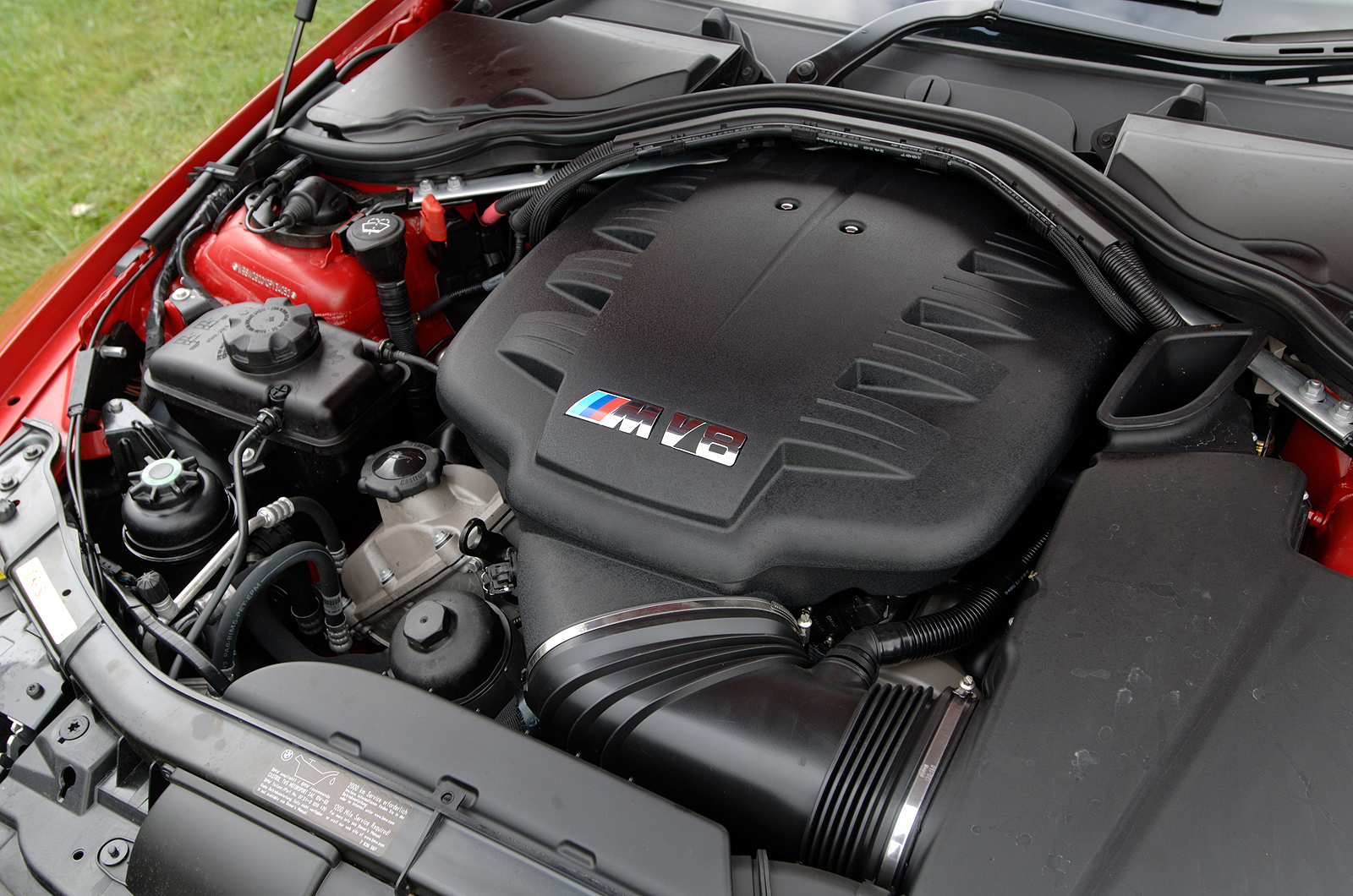 The V8 BMW M3 engine