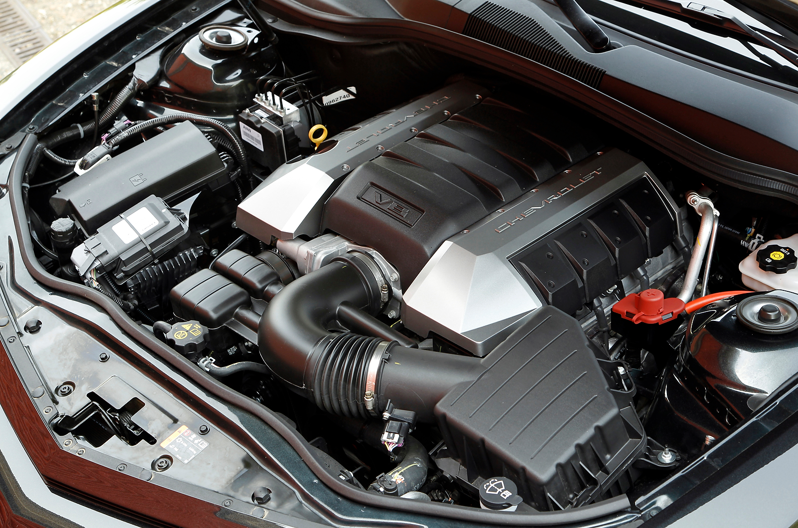 6.2-litre V8 Chevrolet Camaro engine
