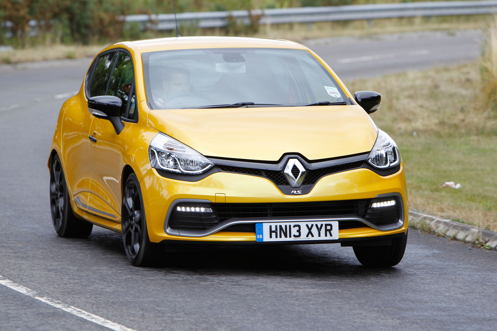 Renault Clio RS cornering