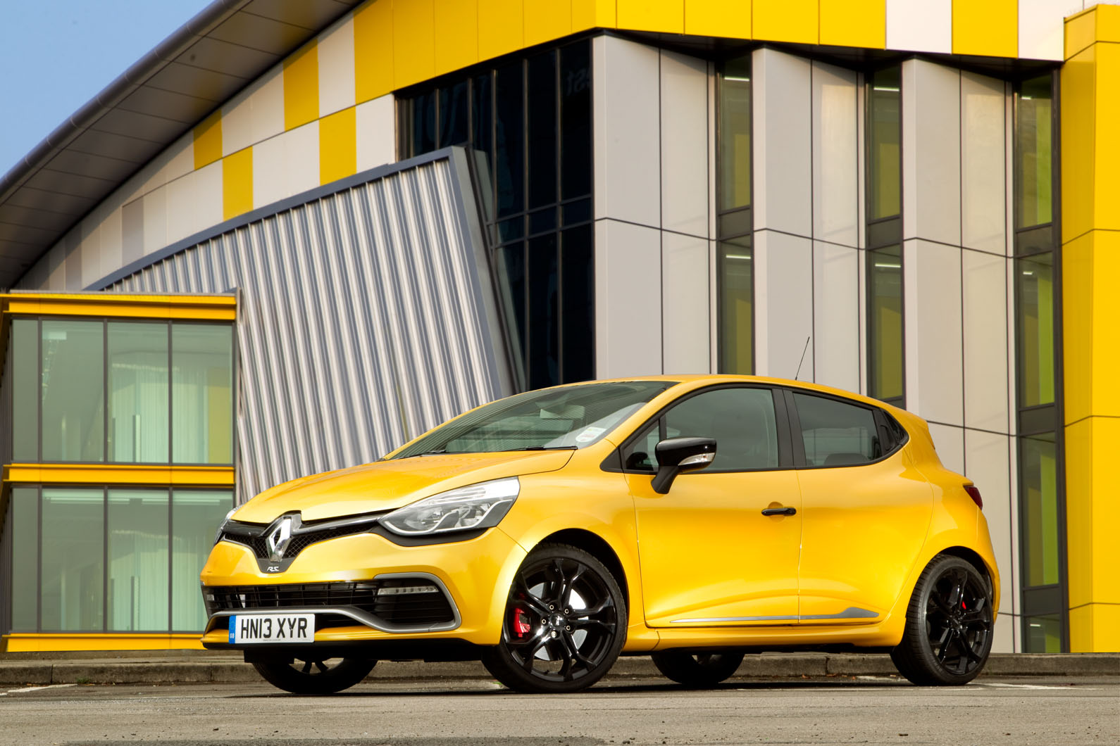 4 star Renault Clio RS