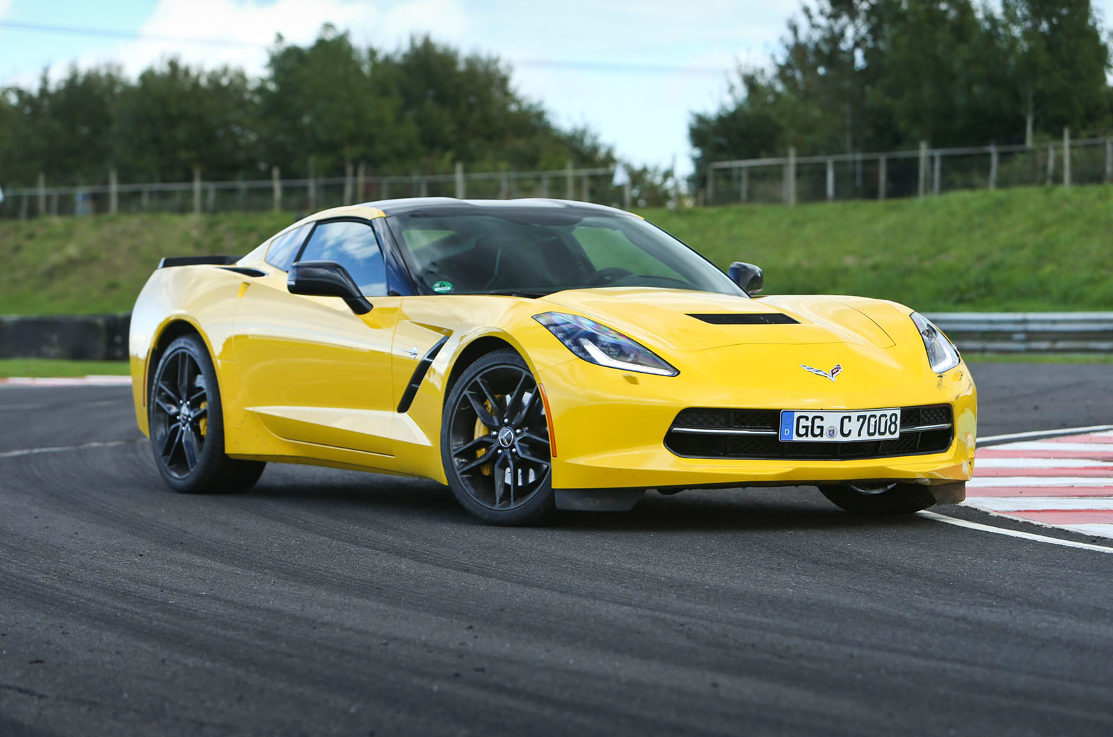 4 star Corvette C7 Stingray