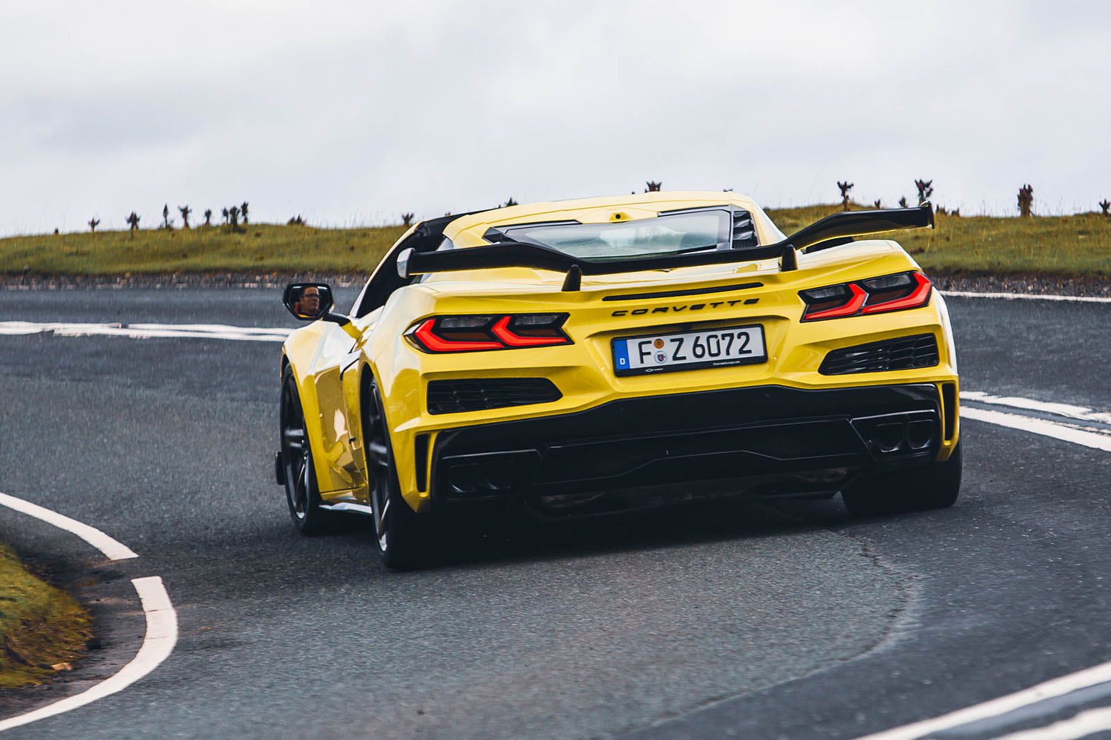 corvette z06 essai routier 2023 03 virage arrière