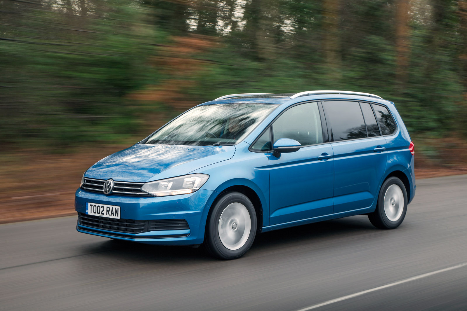 2021 Volkswagen Touran Review: See Why It's Our Favourite People Carrier!