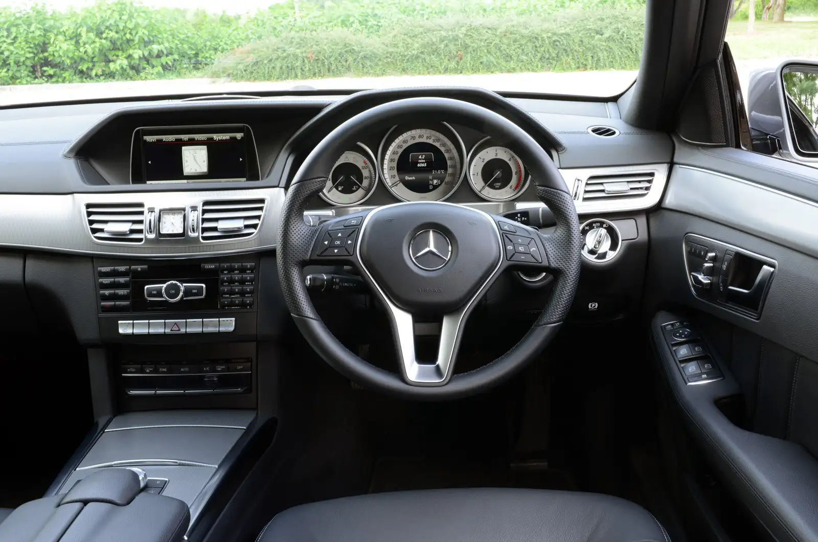 Mercedes-Benz E-Class dashboard