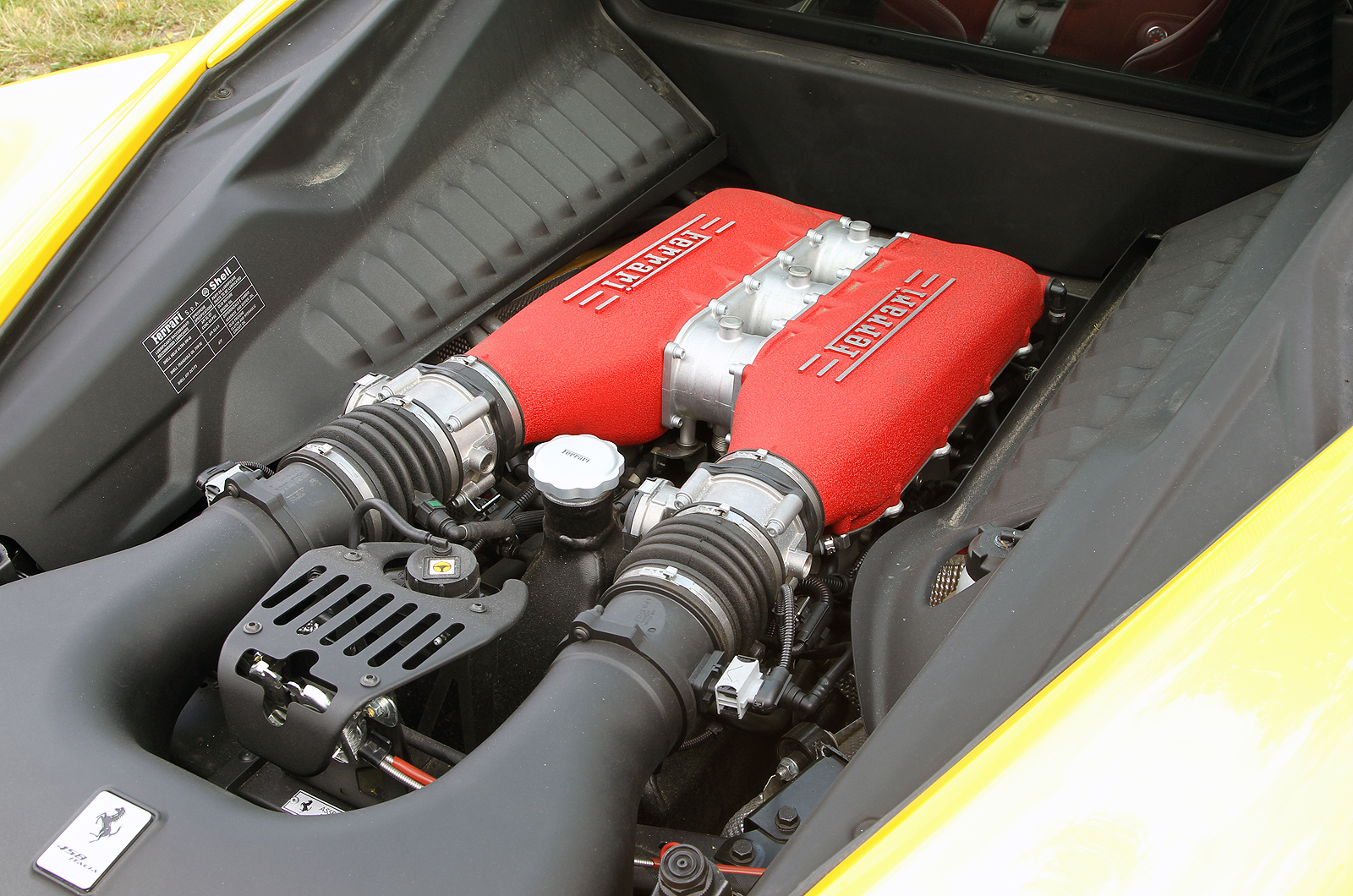 4.5-litre V8 Ferrari 458 engine
