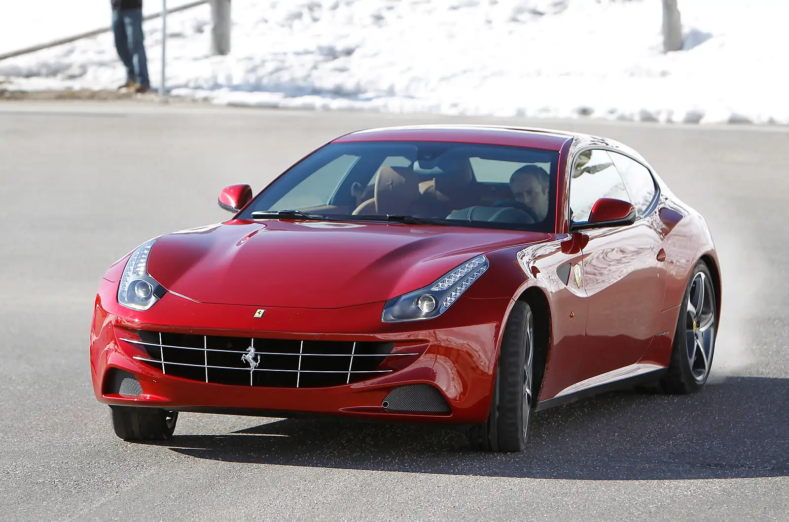 Ferrari FF hard cornering