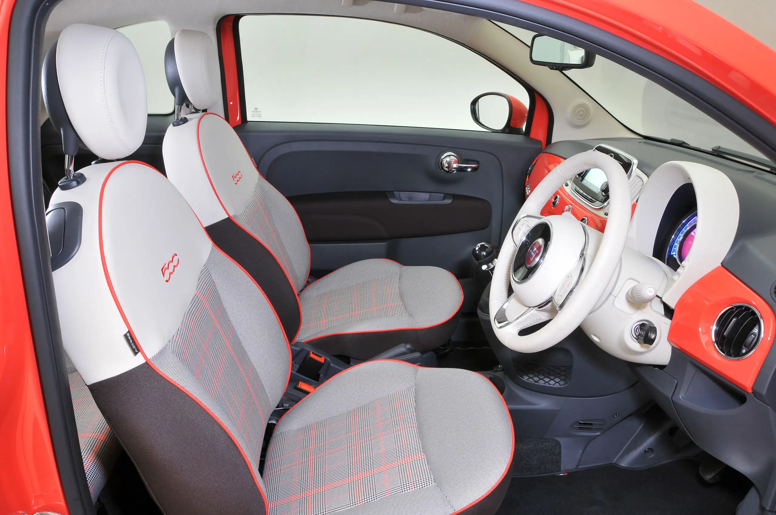 Fiat 500 interior