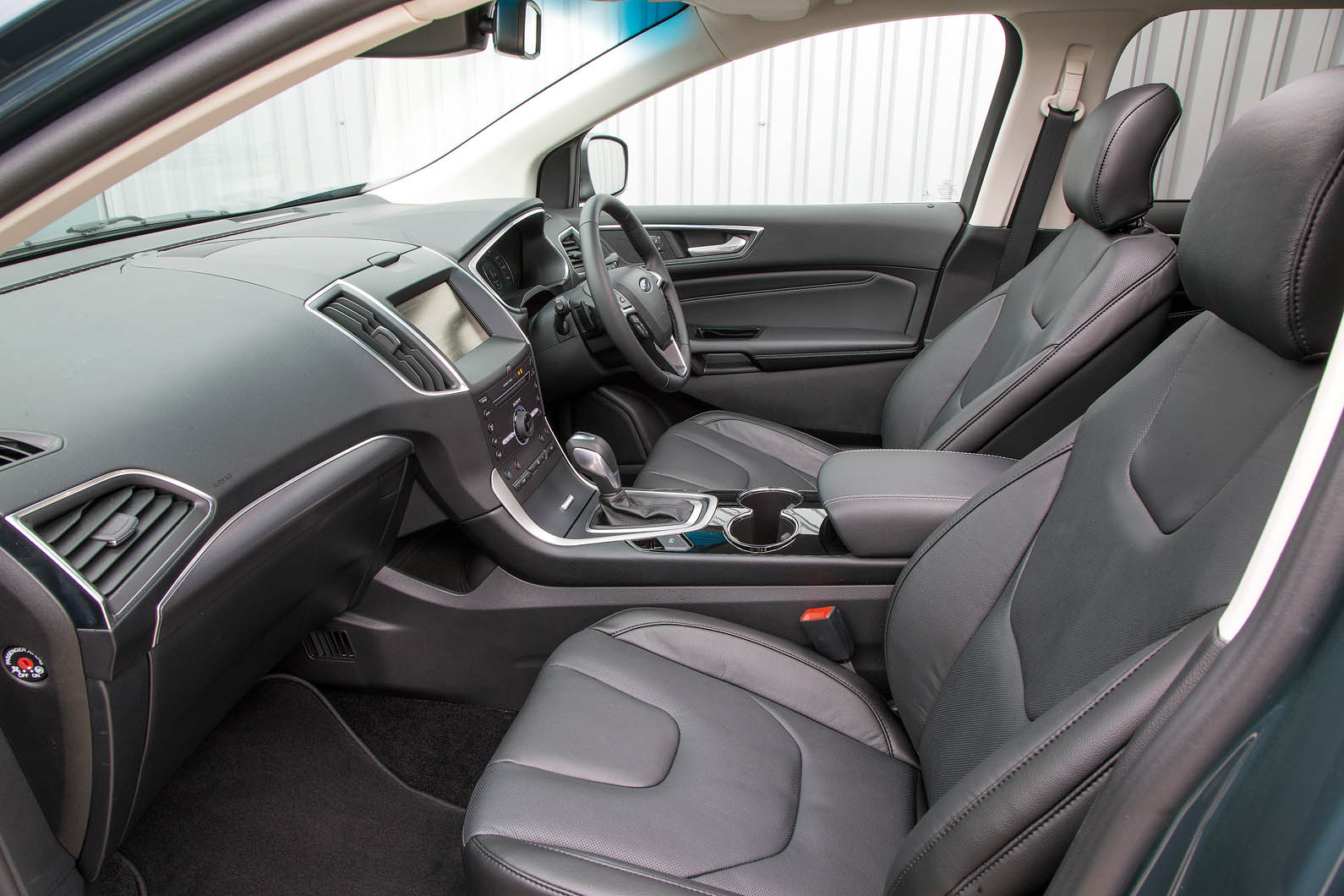 Ford Edge interior