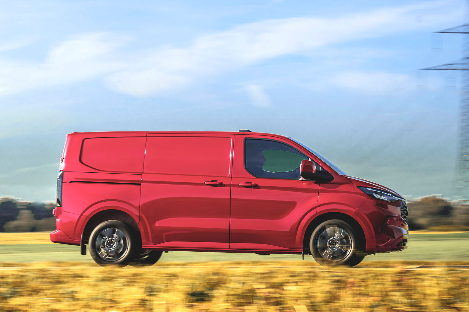 ford transit review 2023 02 panning side