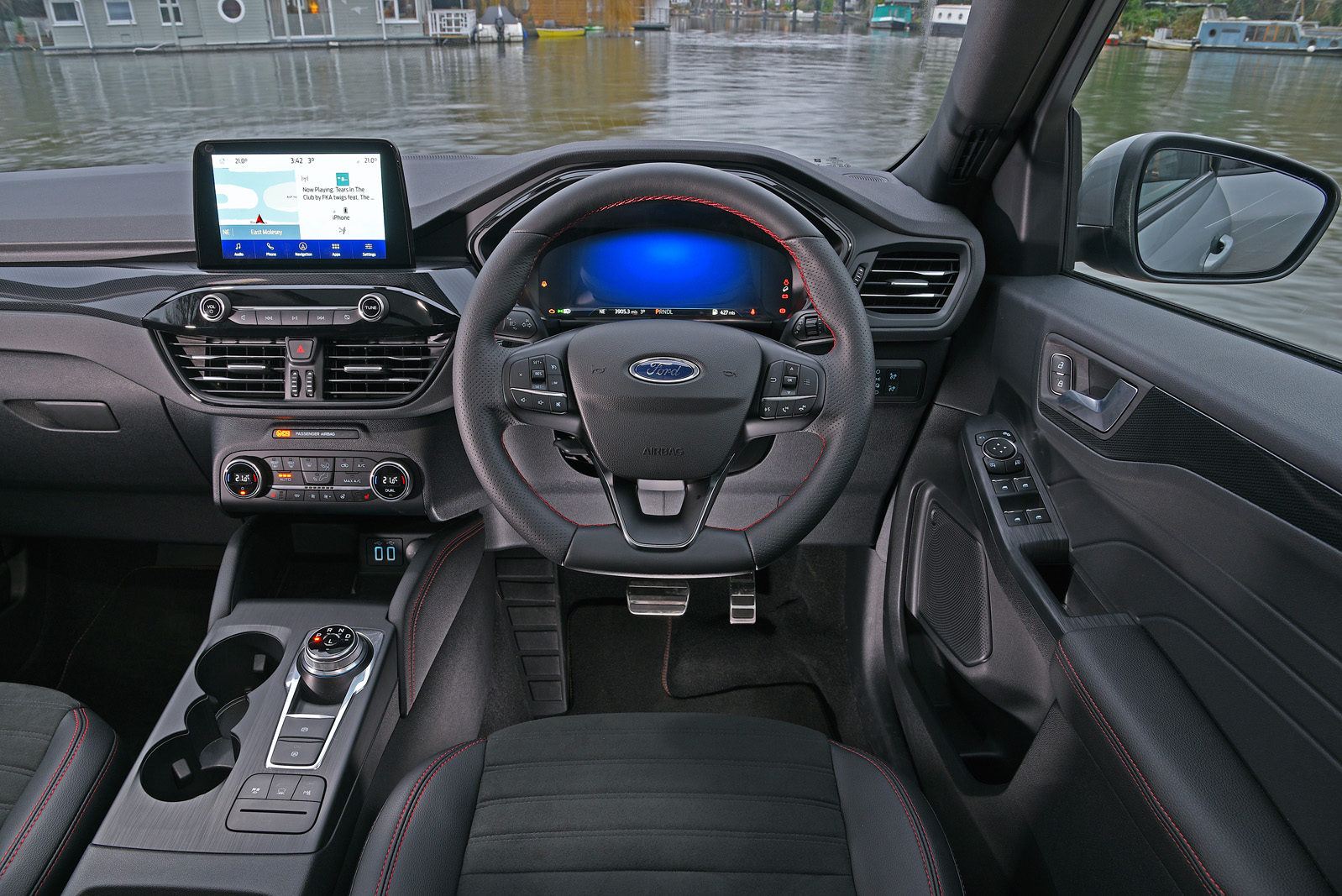 Ford Kuga full interior