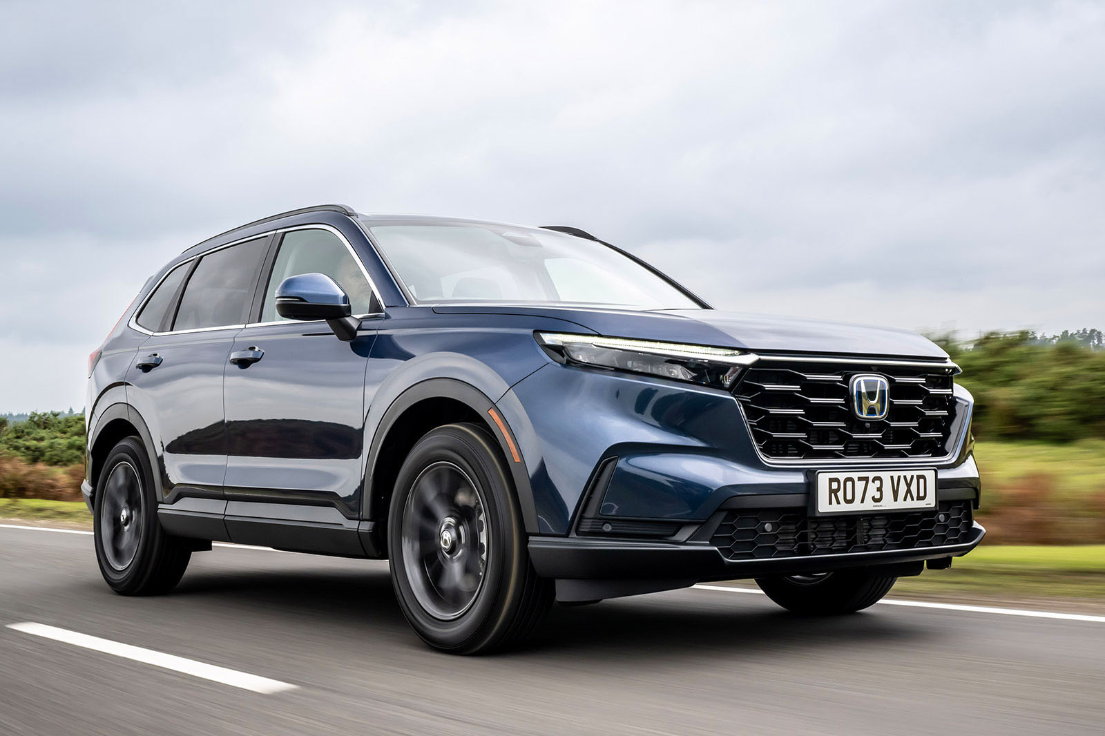 Honda cr store v phev review