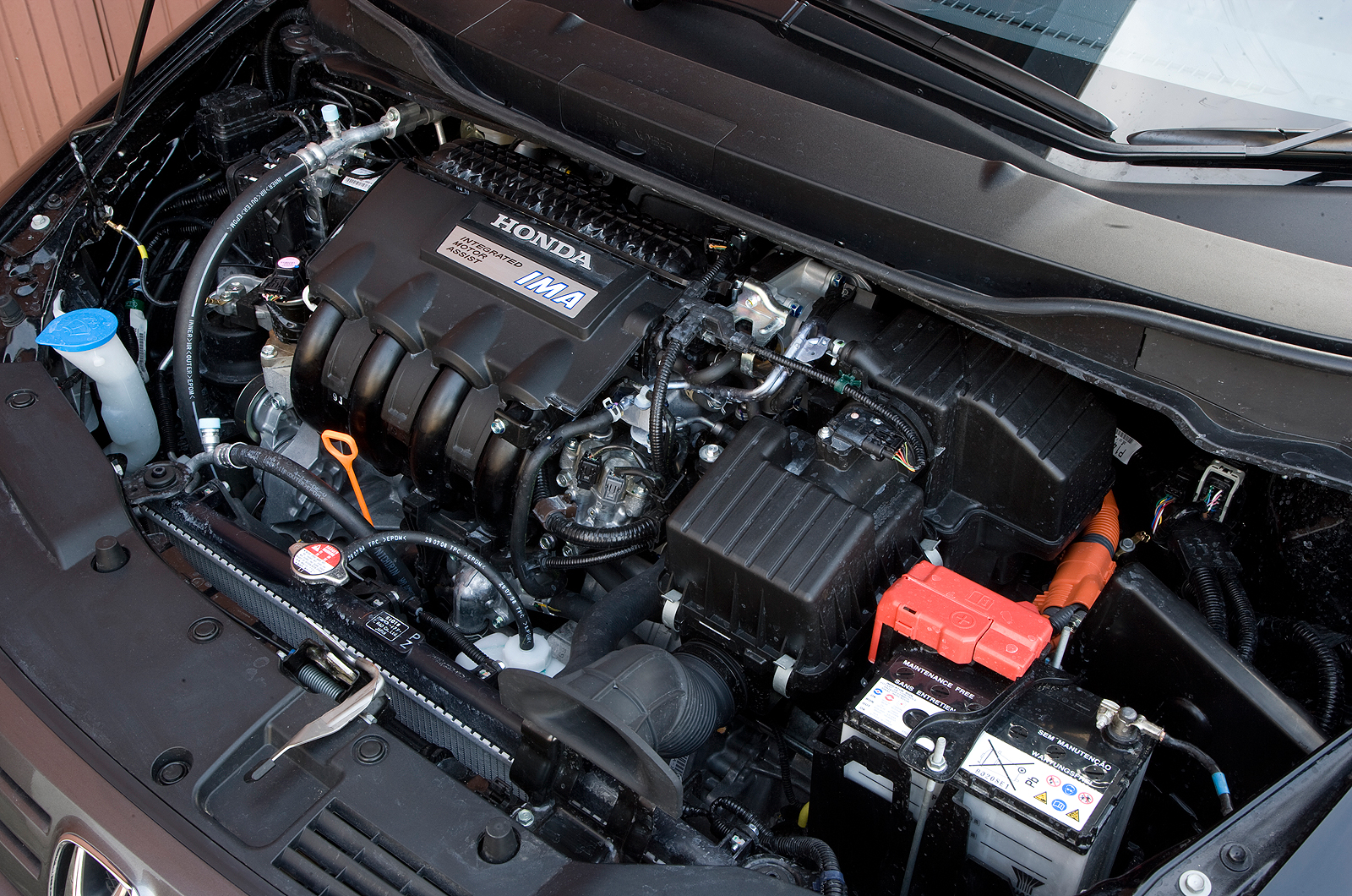 Honda Insight hybrid engine