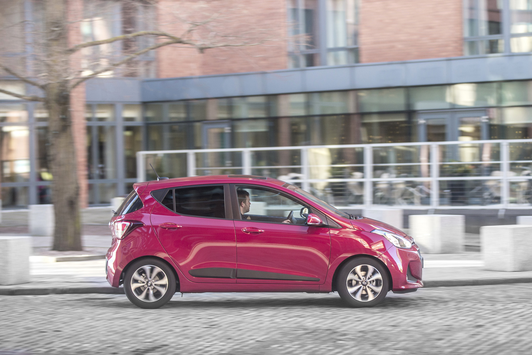 Hyundai i10 side profile