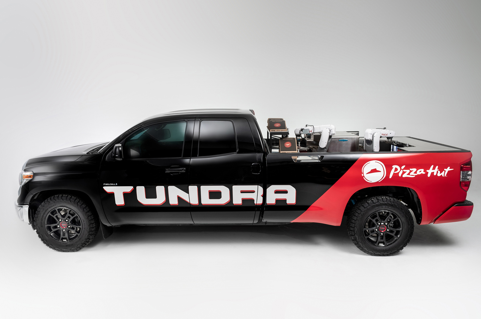 Toyota Reveals Hydrogen Powered Pizza Producing Pick Up Autocar Toyota Reveals Hydrogen Powered Pizza Producing Pick Up Autocar
