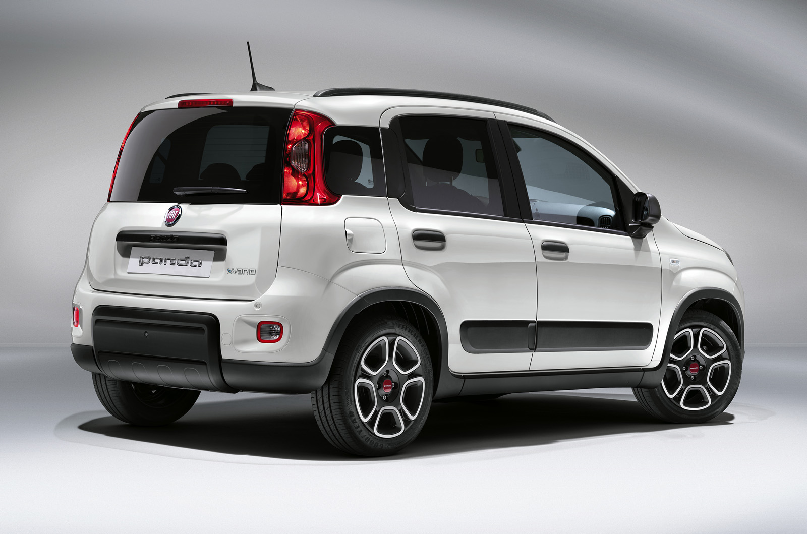 Fiat panda hybrid clearance 2020 price