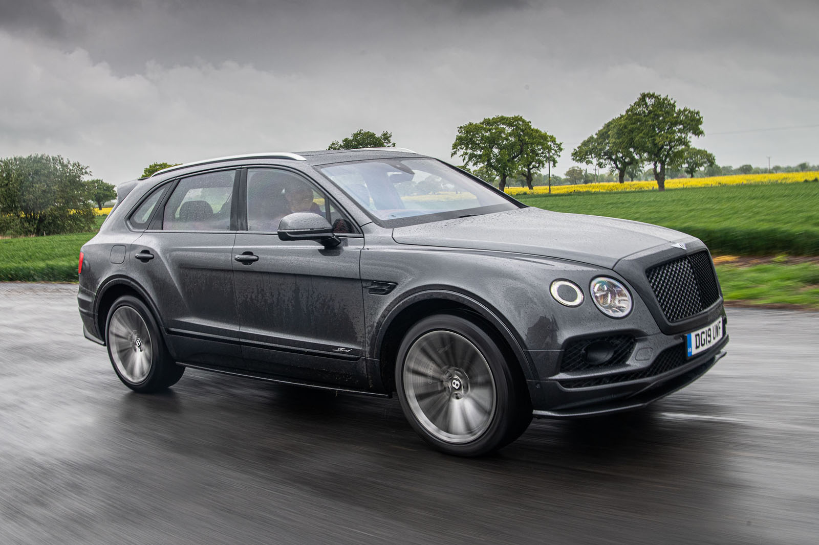 bentley bentayga power wheel