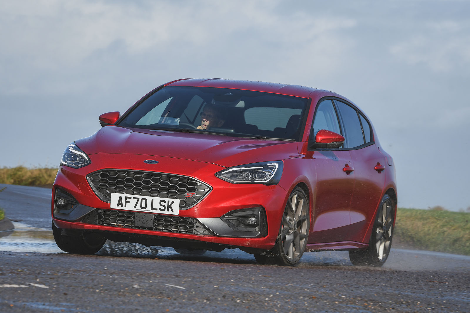 should i buy a focus st