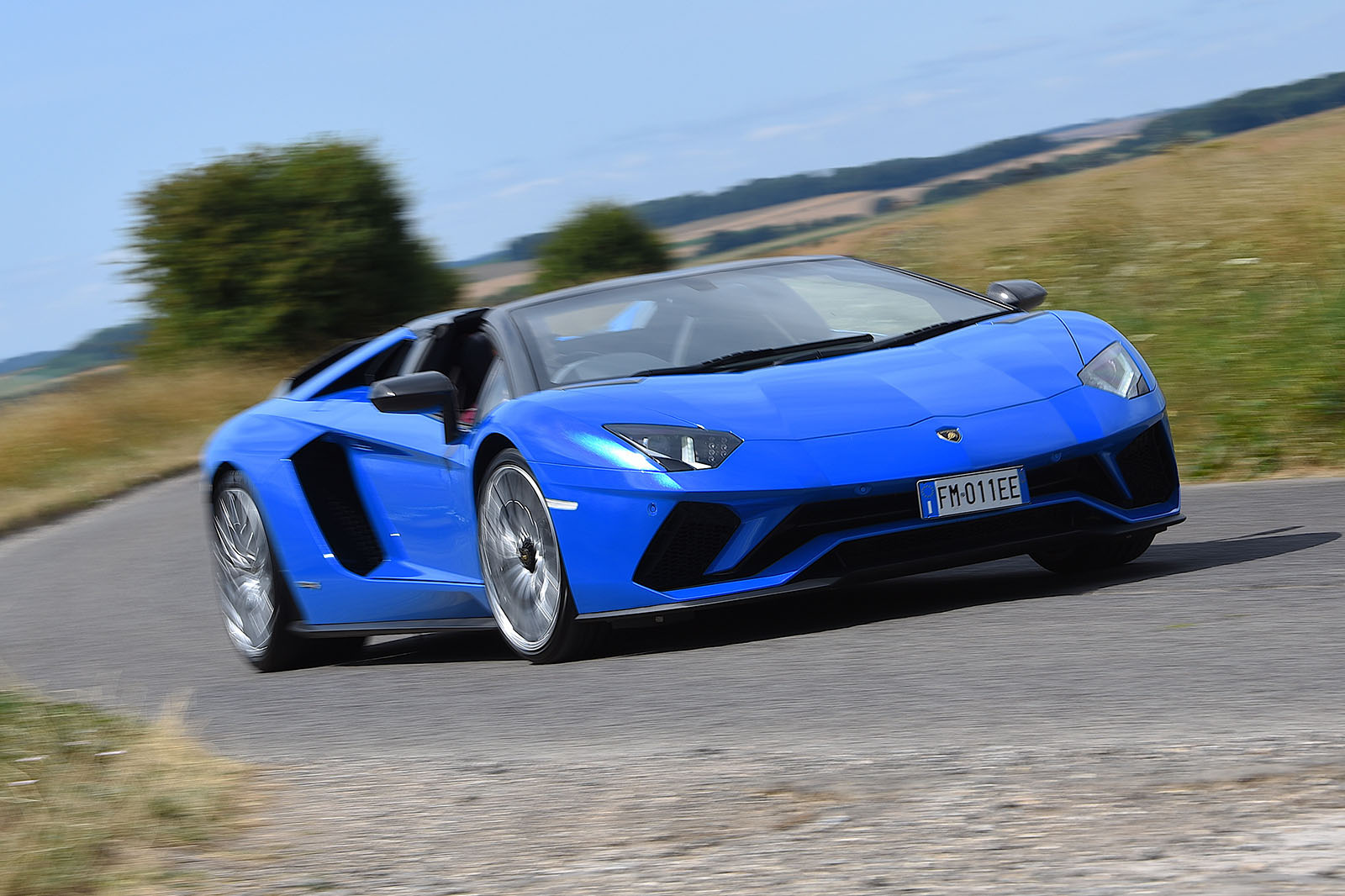 Lamborghini Aventador S Roadster 2018 first drive | Autocar