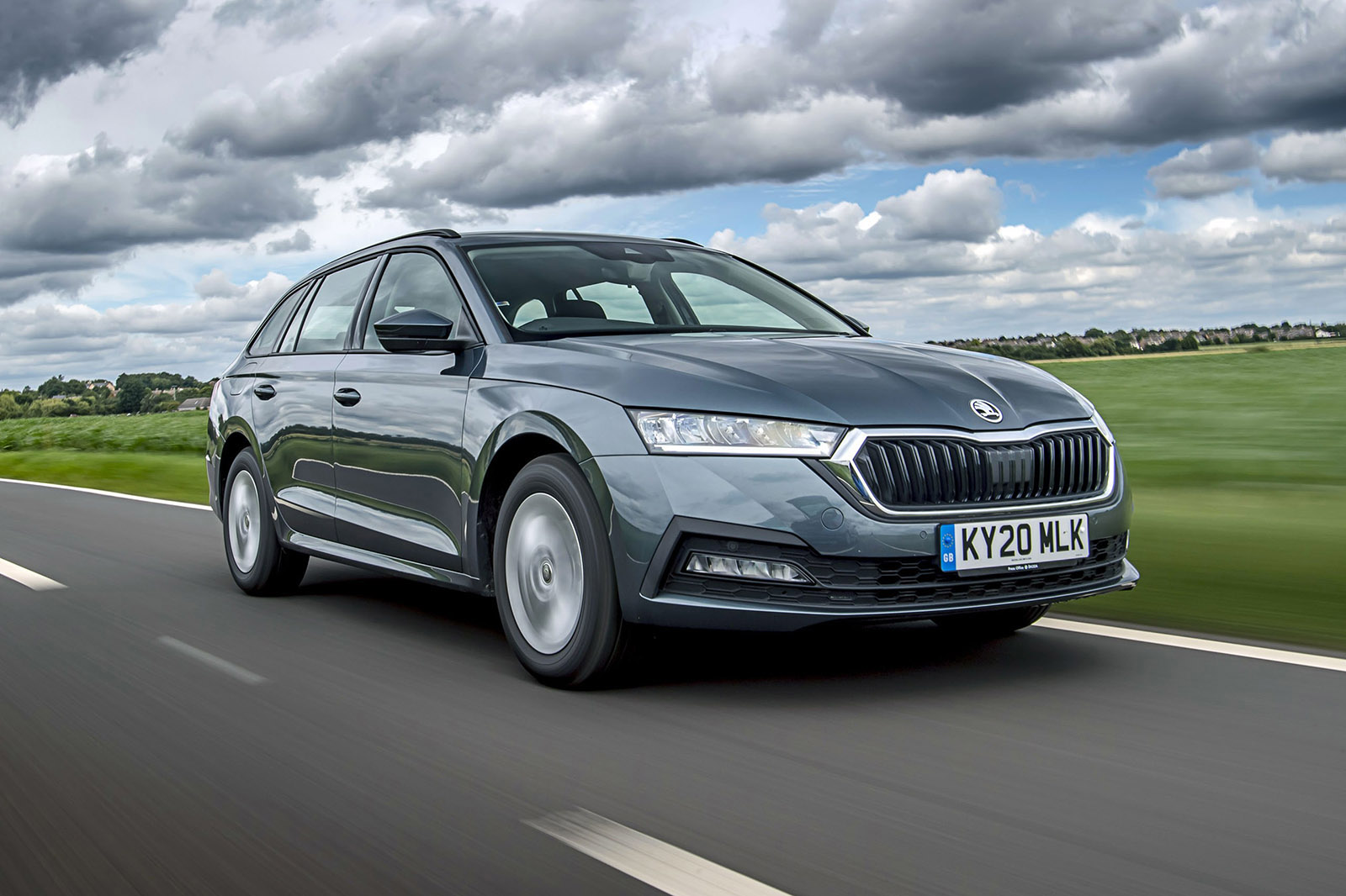 Skoda octavia on sale 1.0 hybrid