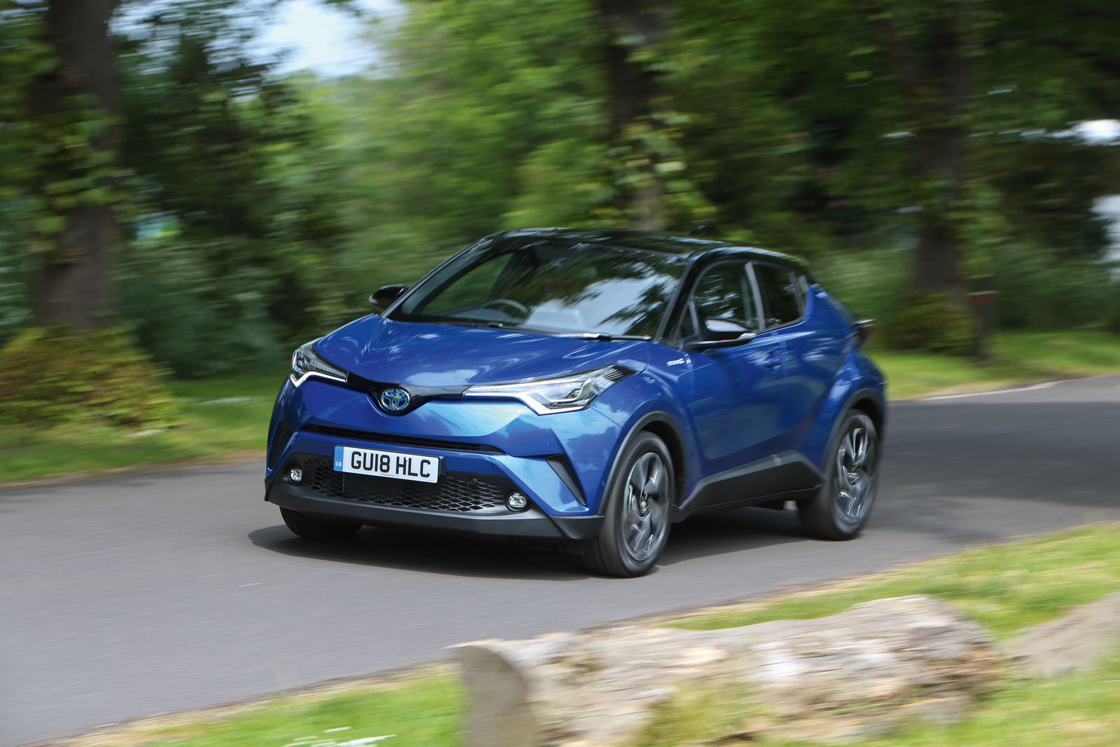 Toyota chr dynamic shop 2020