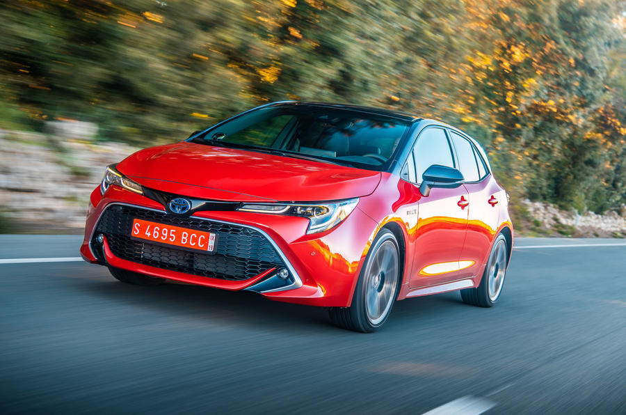 Toyota becomes best-selling manufacturer in US for first time 1 aria-label="1 toyota corolla hybrid hatchback 2019 fd hero front 2"