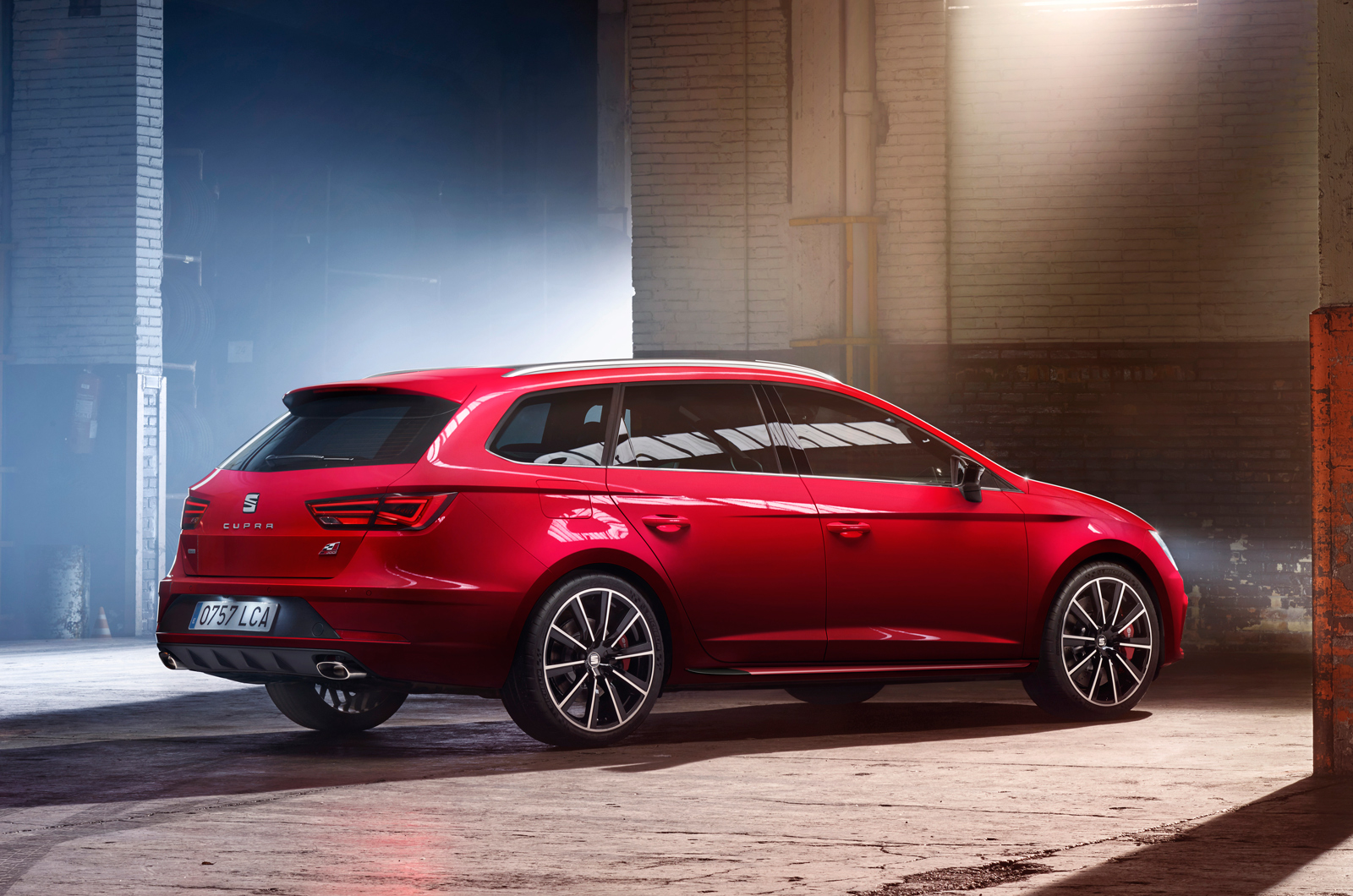 17 Seat Leon Cupra 300 296bhp And New All Wheel Drive Estate Autocar