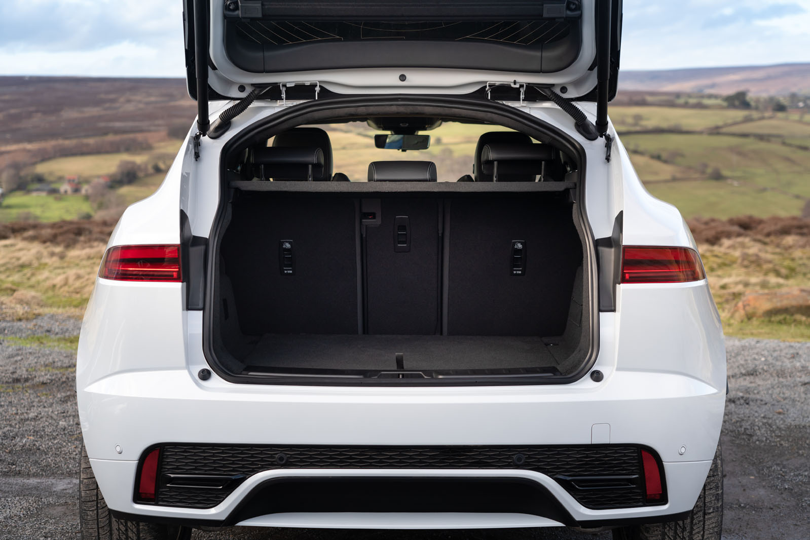 Jaguar E Pace P300e 21 Uk Review Autocar