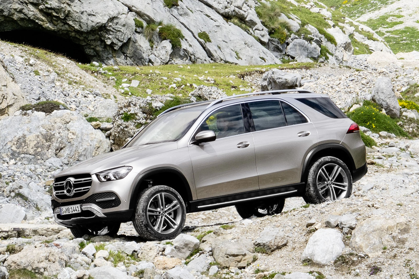 New Mercedes Gle 2019 Suv On Sale Now From 55685 Autocar