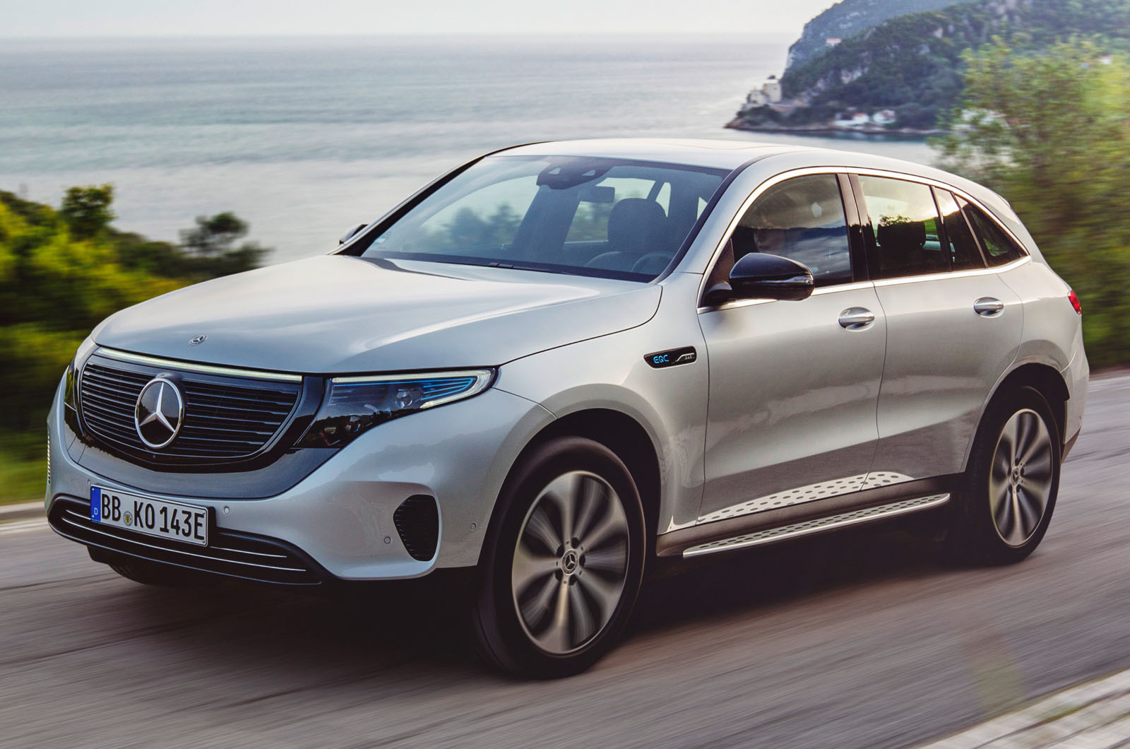 Mercedes on sale 1886 eqc