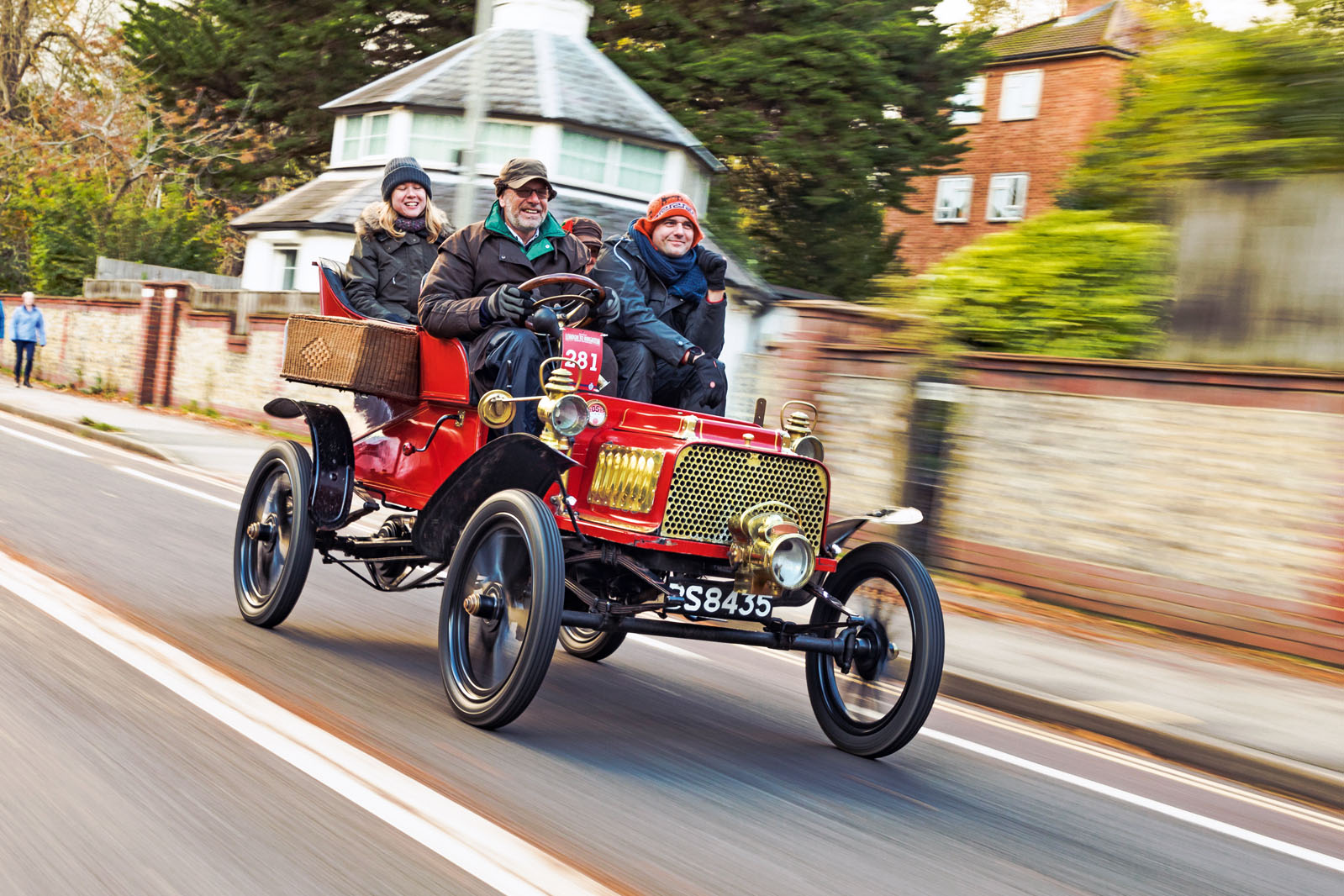 Vets in practice London to Brighton in a 1904 Lanchester Autocar