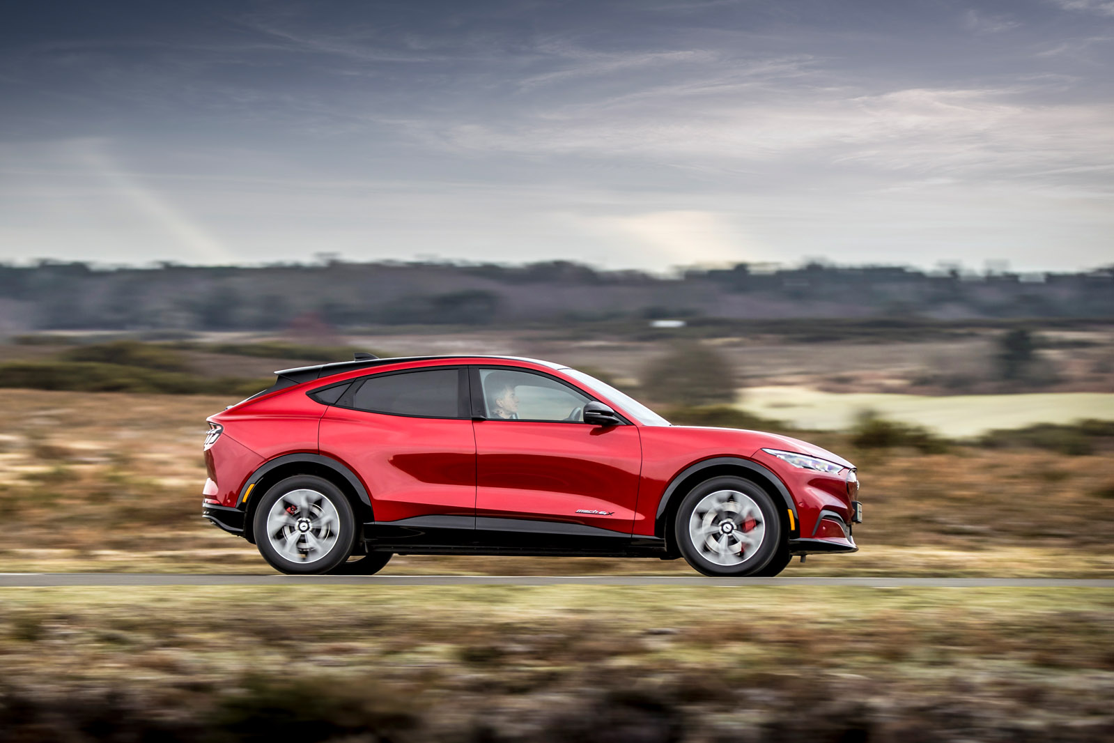 Ford Mustang Mach E Rwd 21 Uk Review Autocar Ford Mustang Mach E Rwd 21 Uk Review Autocar