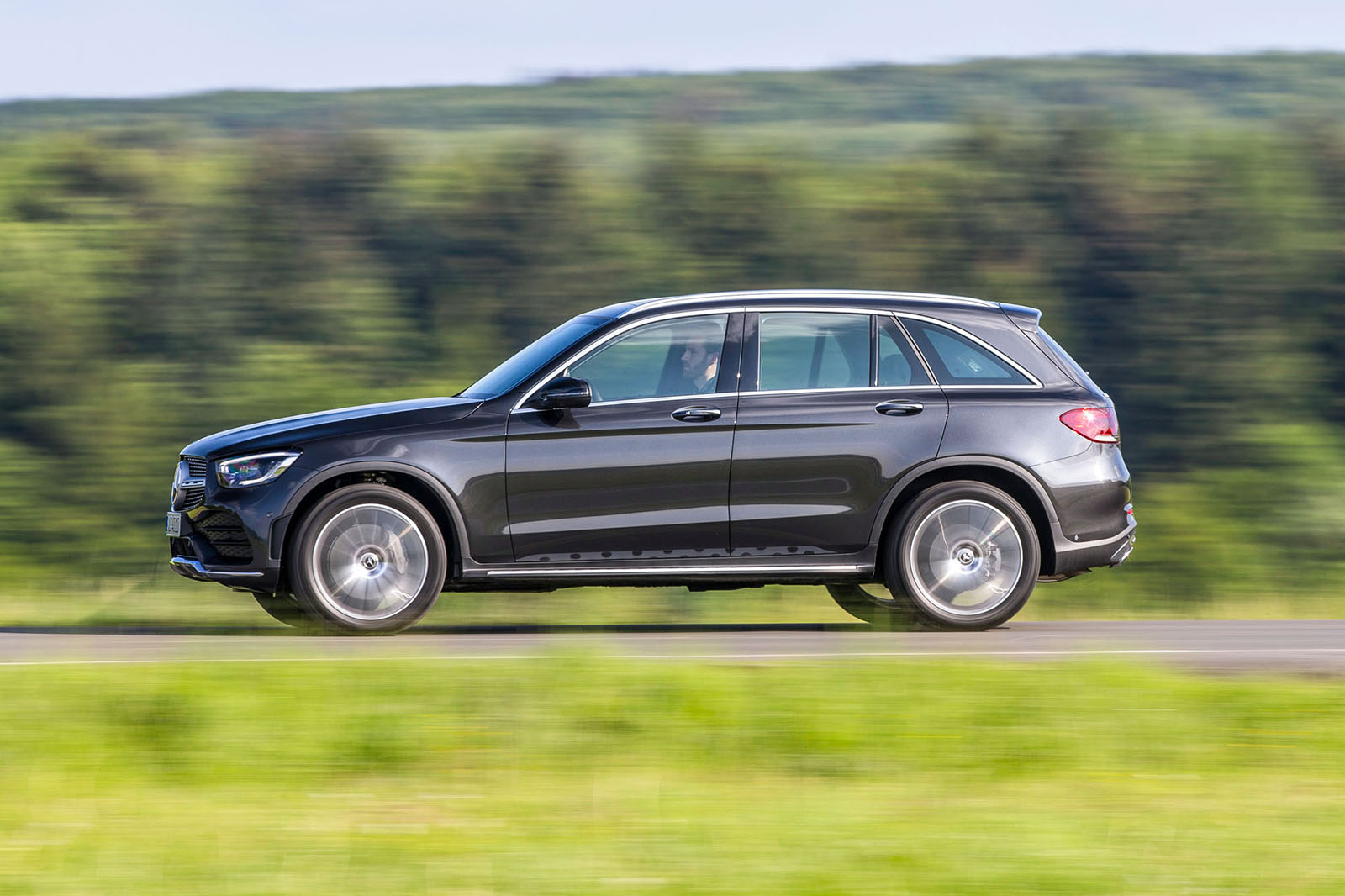 Mercedes Benz Glc 300d 19 Review Autocar