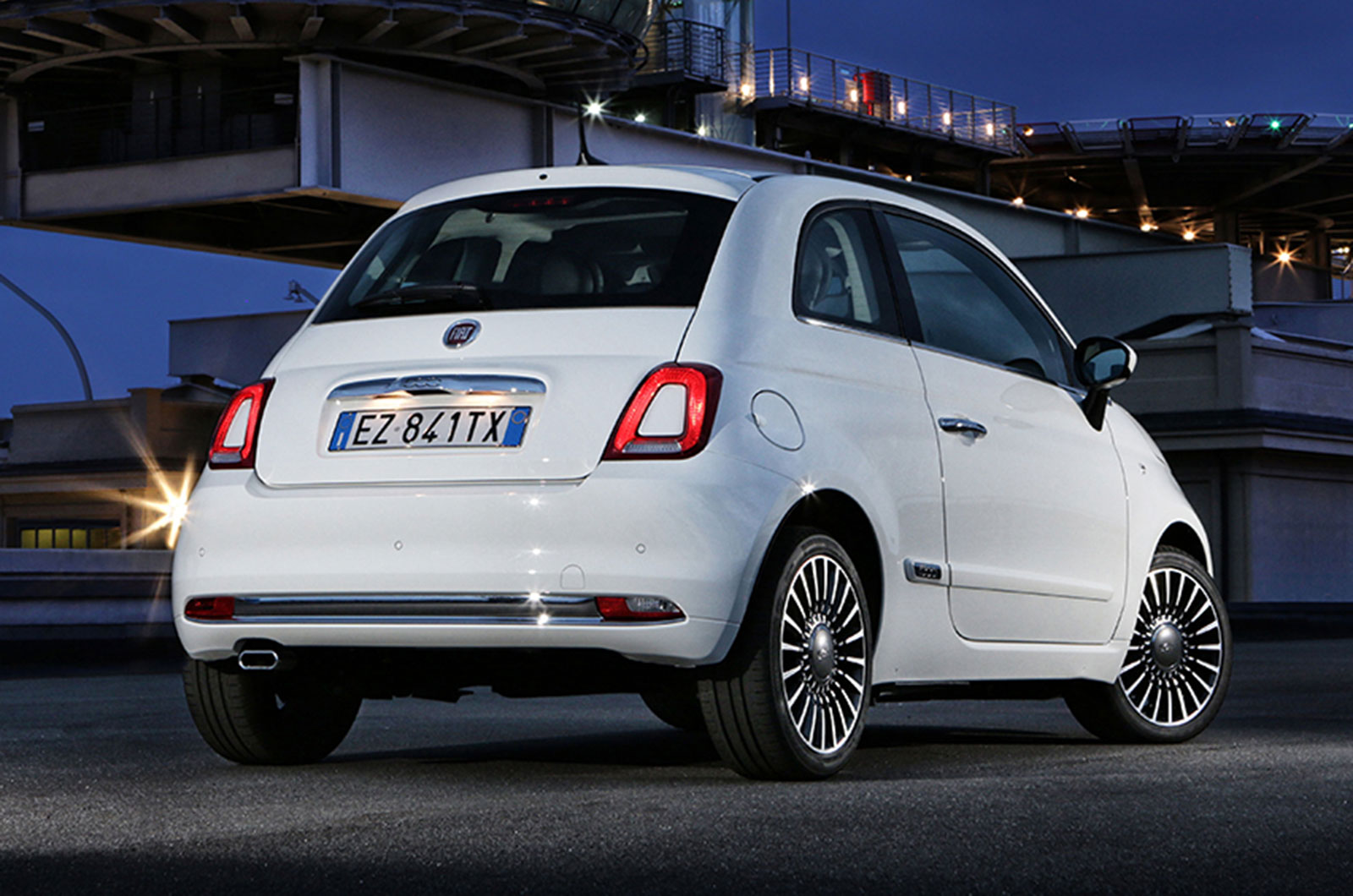 2015 Fiat 500 gets engine and visual tweaks