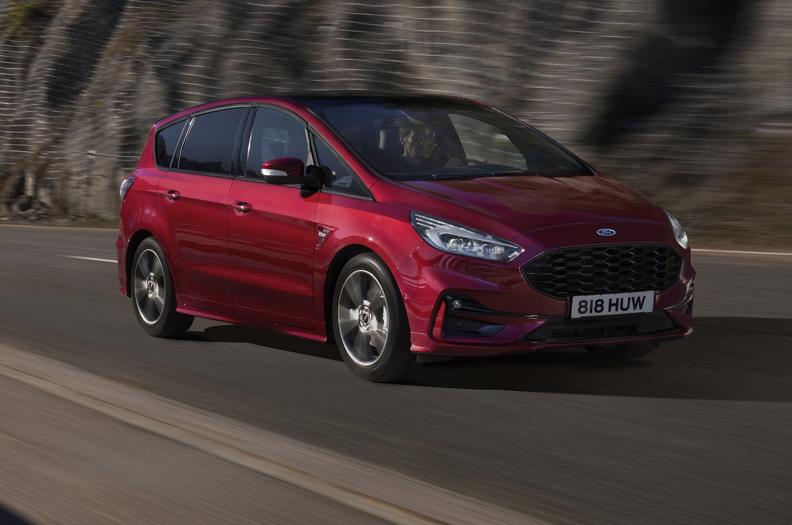 New Ford S-Max and Galaxy Hybrid offer diesel-rivalling efficiency