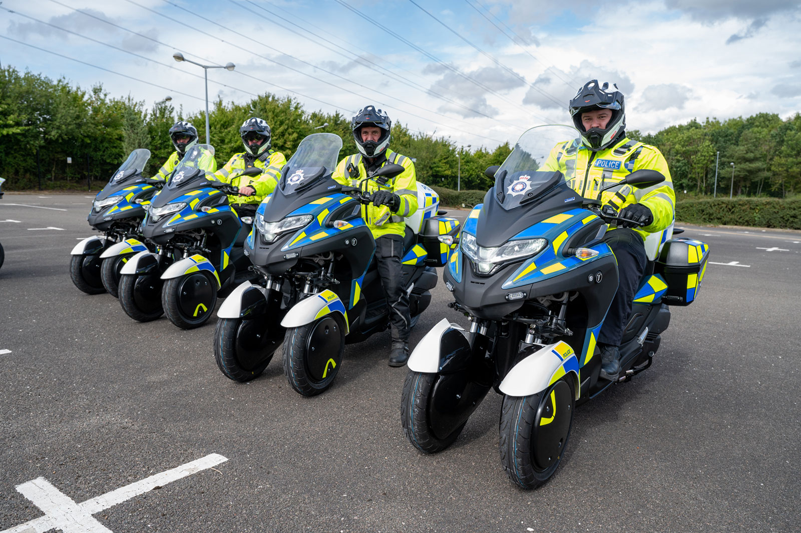 New electrical reaction automobile to combat crime on 3 wheels