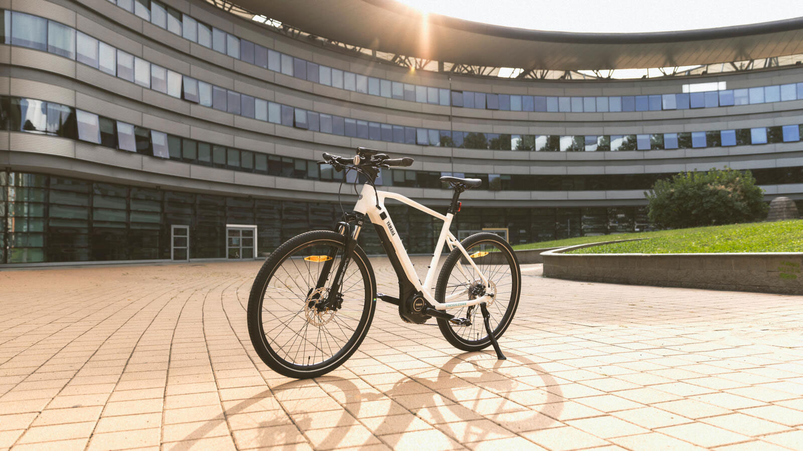 Yamaha electric outlet bikes uk