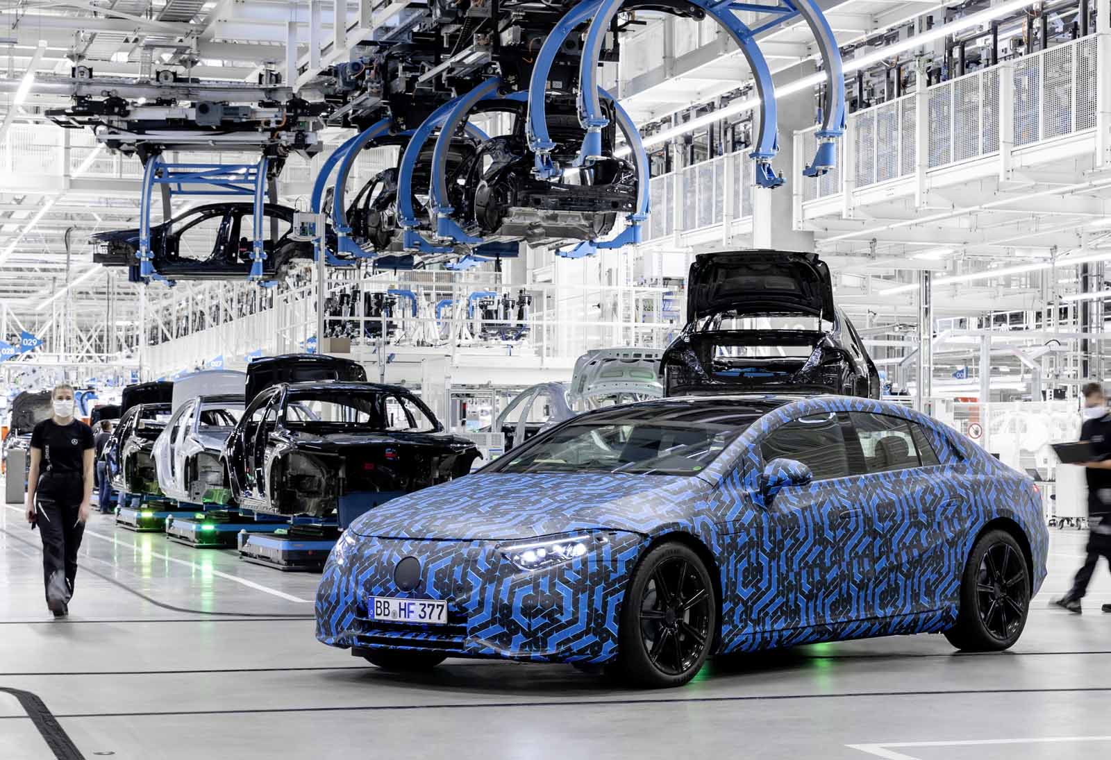 Mercedes eqs production discount