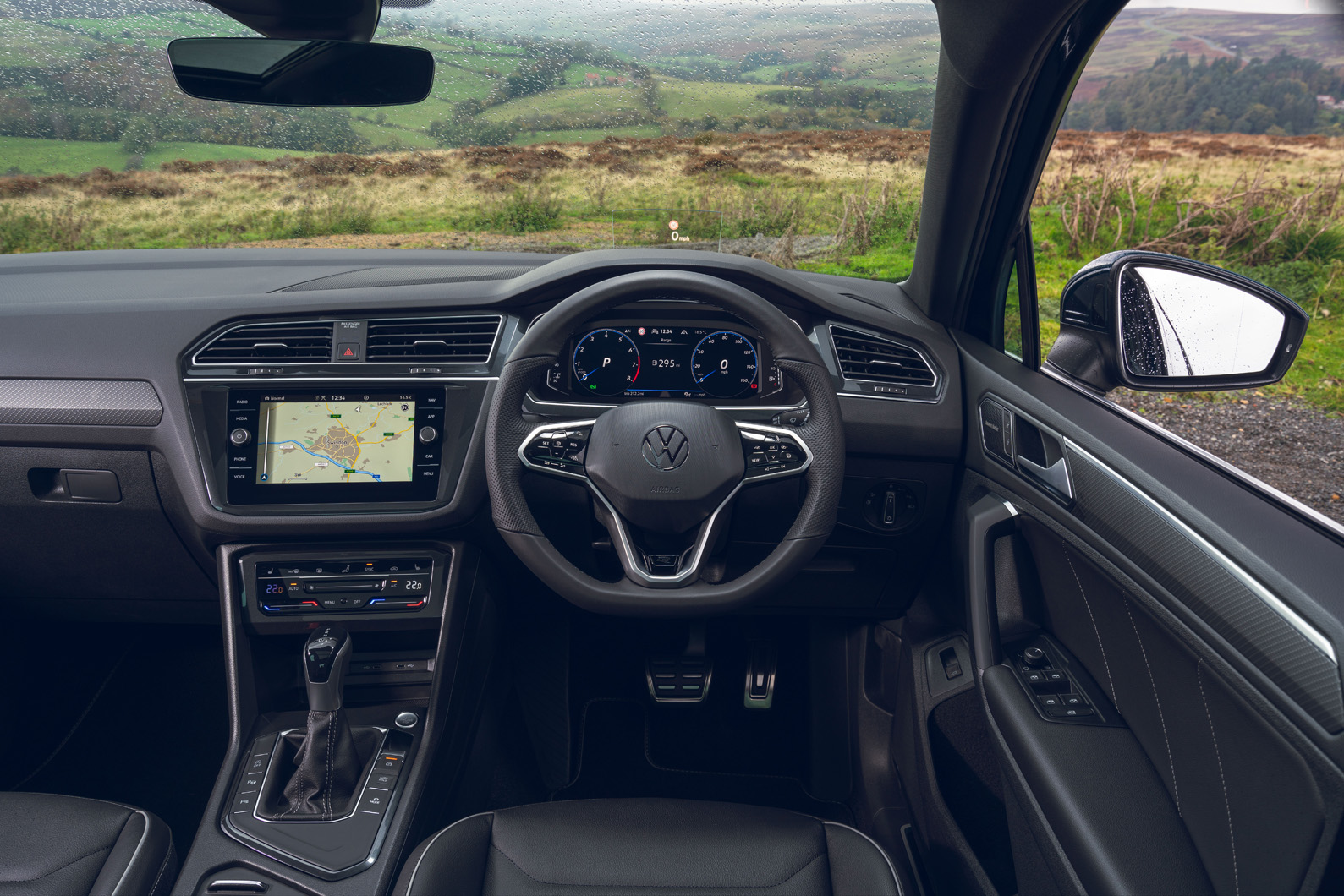 2023 VW Tiguan | Compact Family SUV | Volkswagen Canada