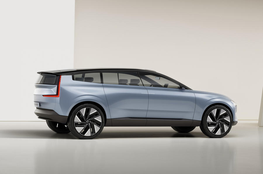 Volvo CEO pledges next-level connectivity 1 aria-label="283691 volvo concept recharge 0"
