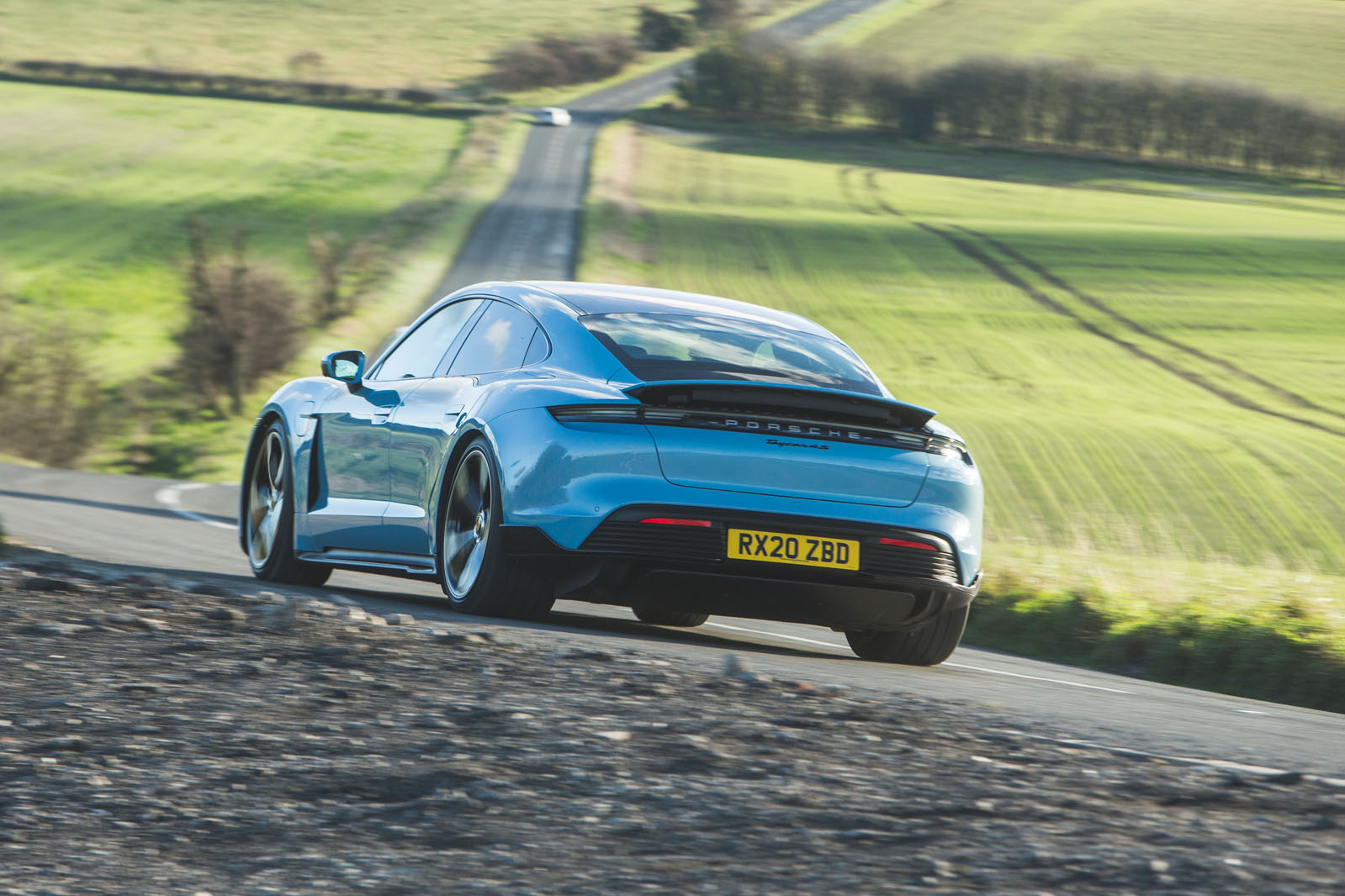 Porsche Taycan 4s 2020 Uk Review Autocar
